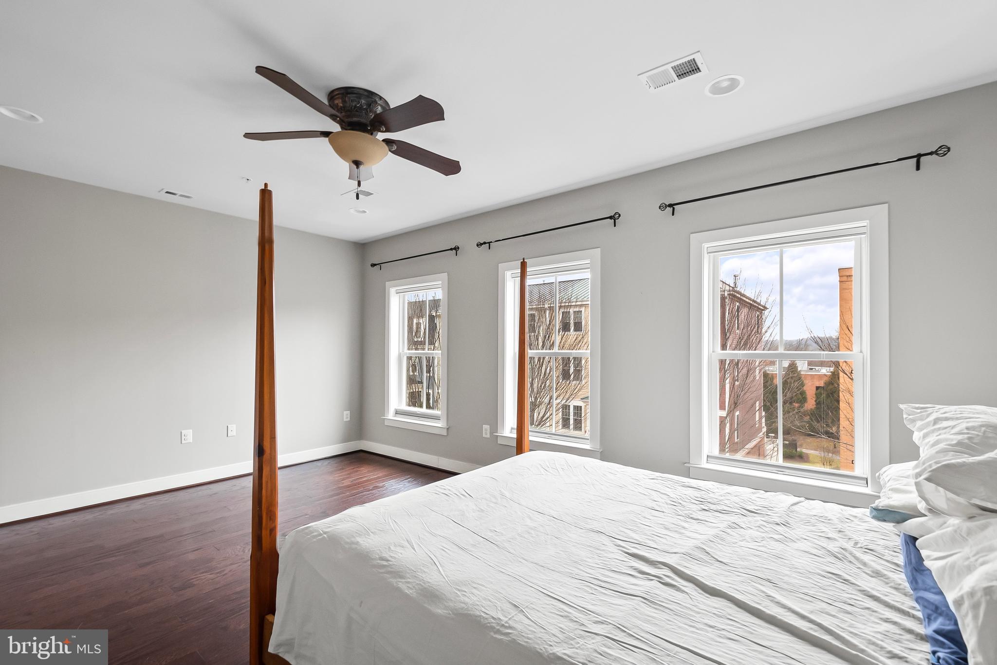 POTOMAC YARD - Residential