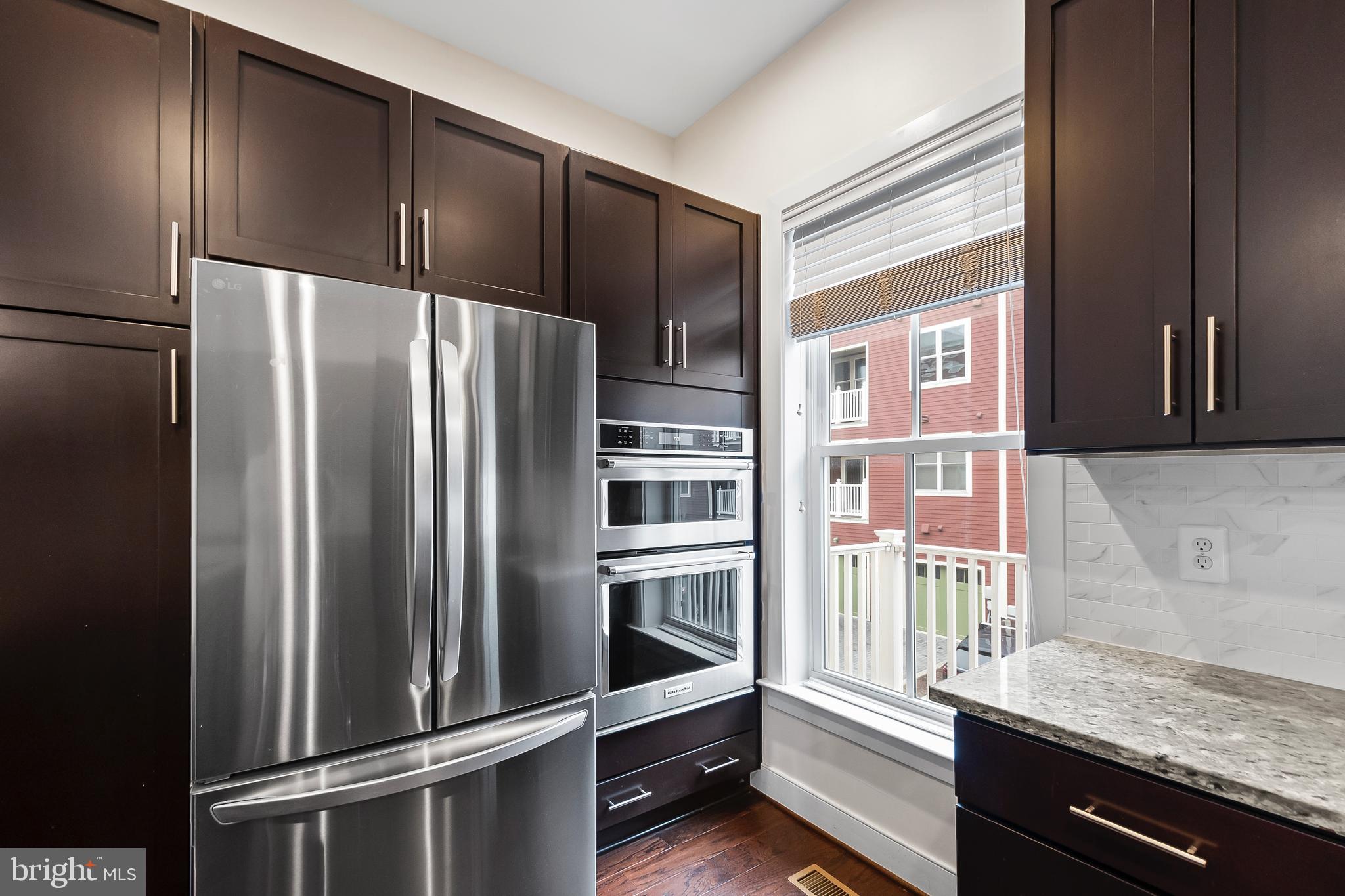 POTOMAC YARD - Residential