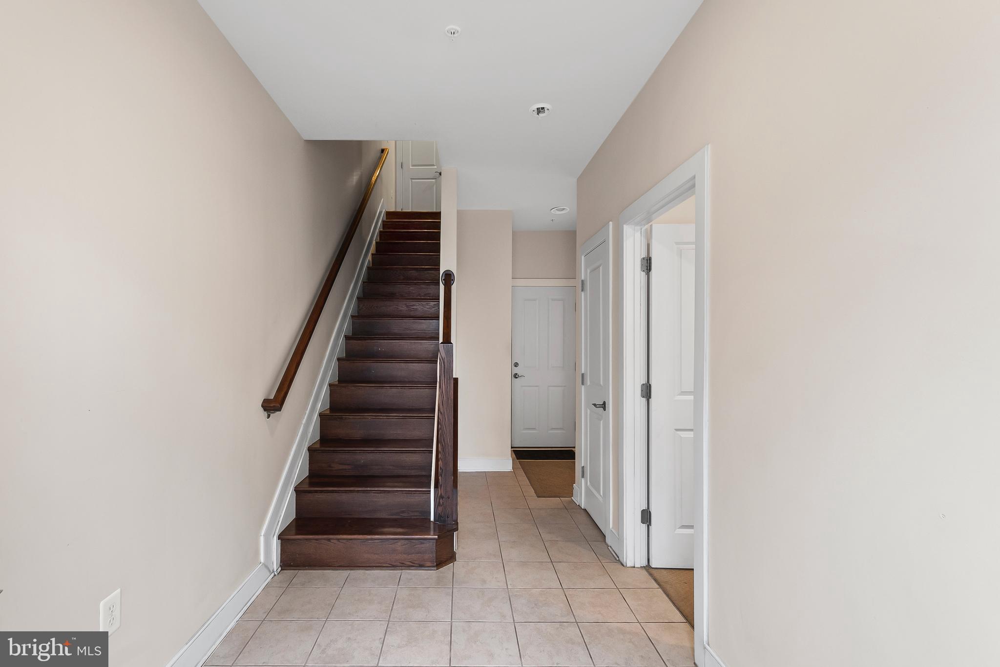 1417 VAN VALKENBURGH LANE