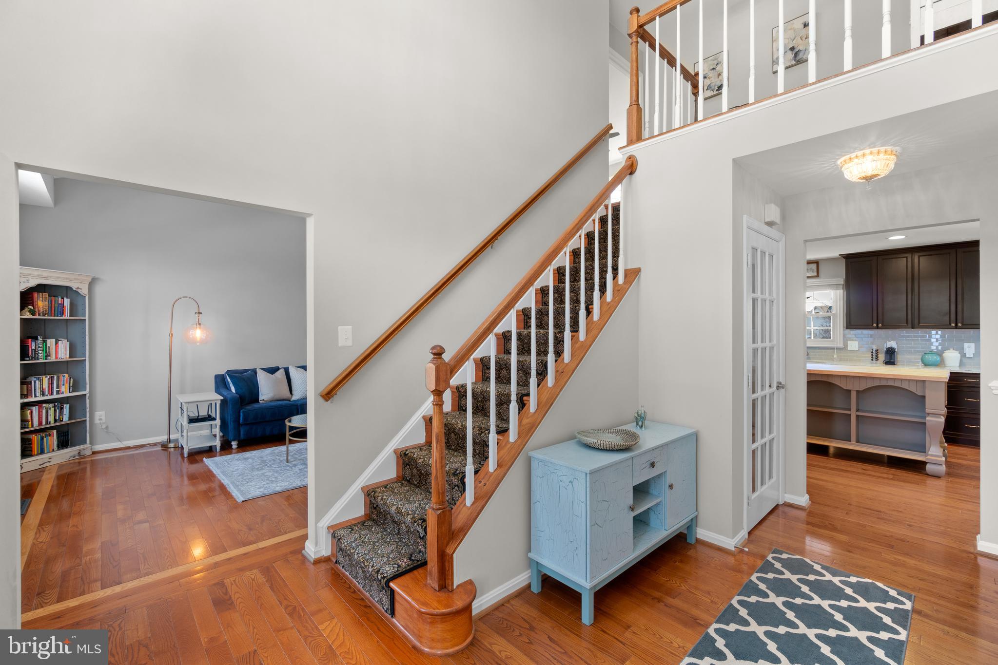 ASHBURN VILLAGE - Residential