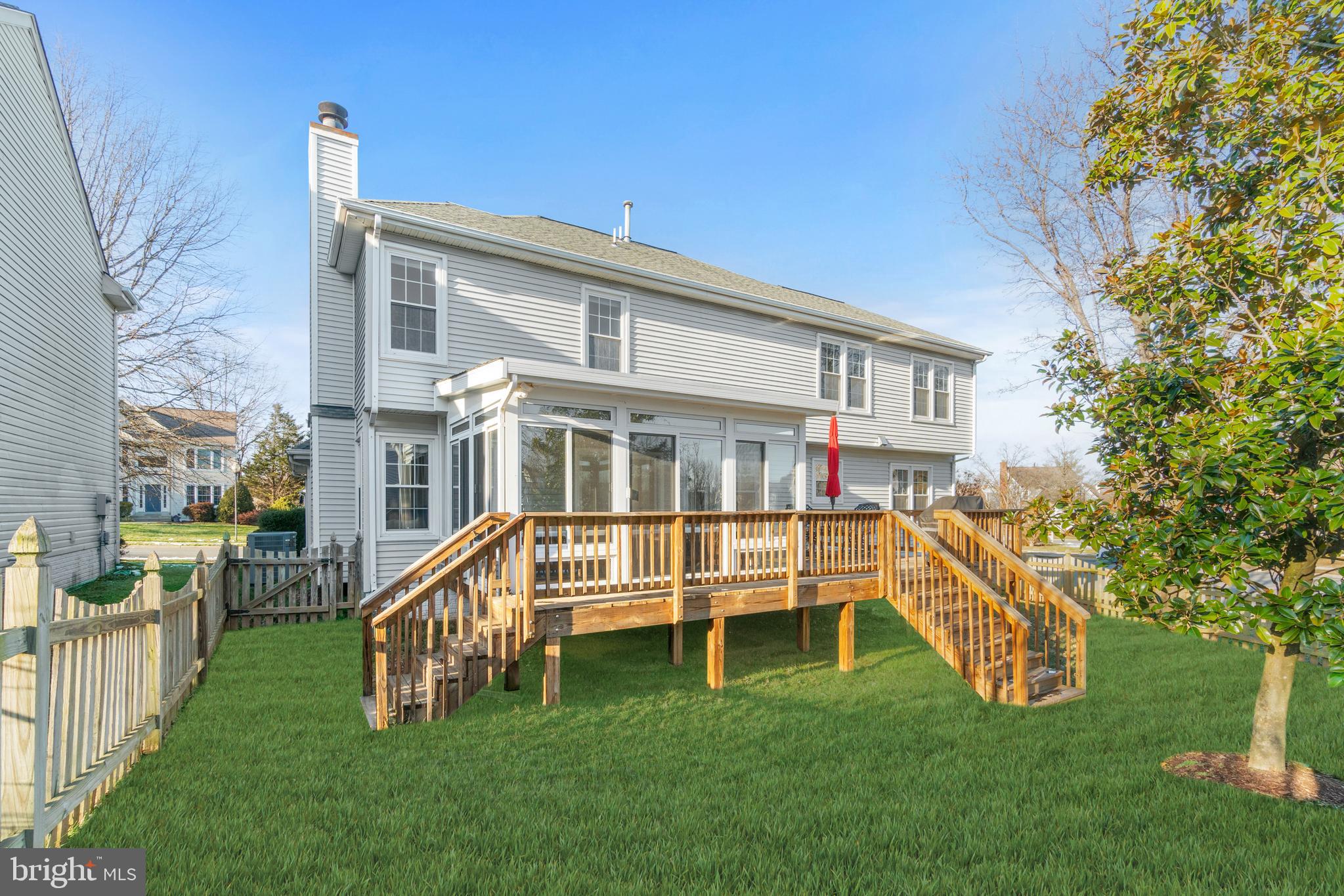 ASHBURN VILLAGE - Residential