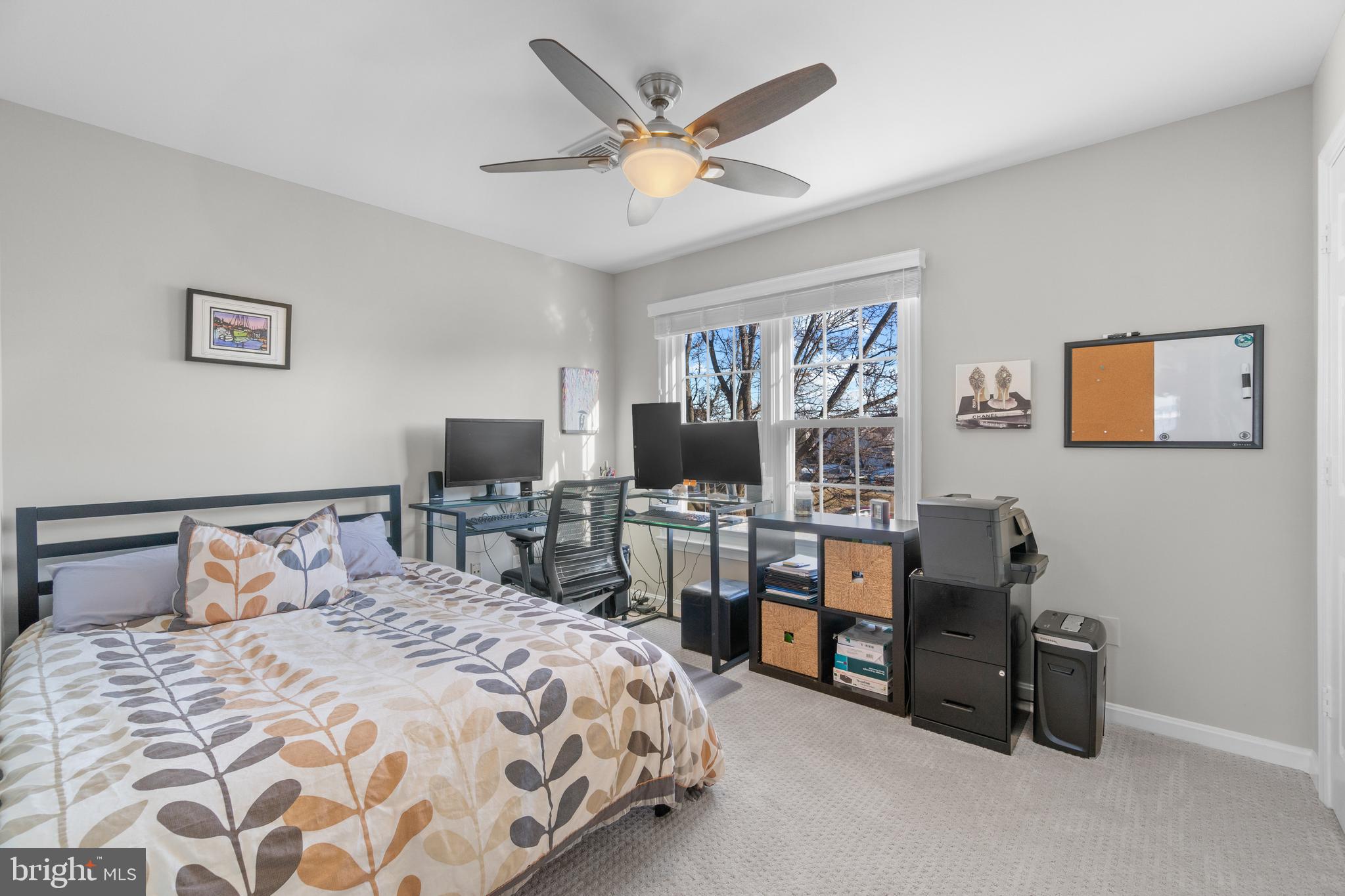 ASHBURN VILLAGE - Residential