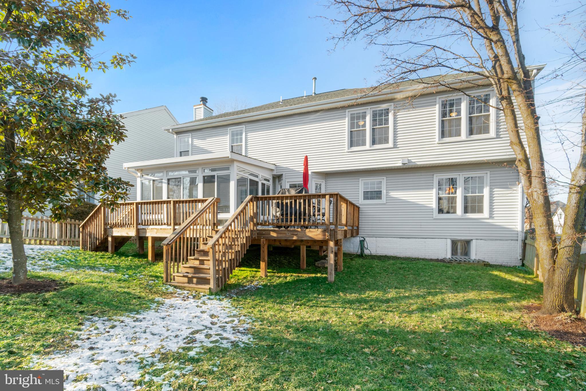 ASHBURN VILLAGE - Residential