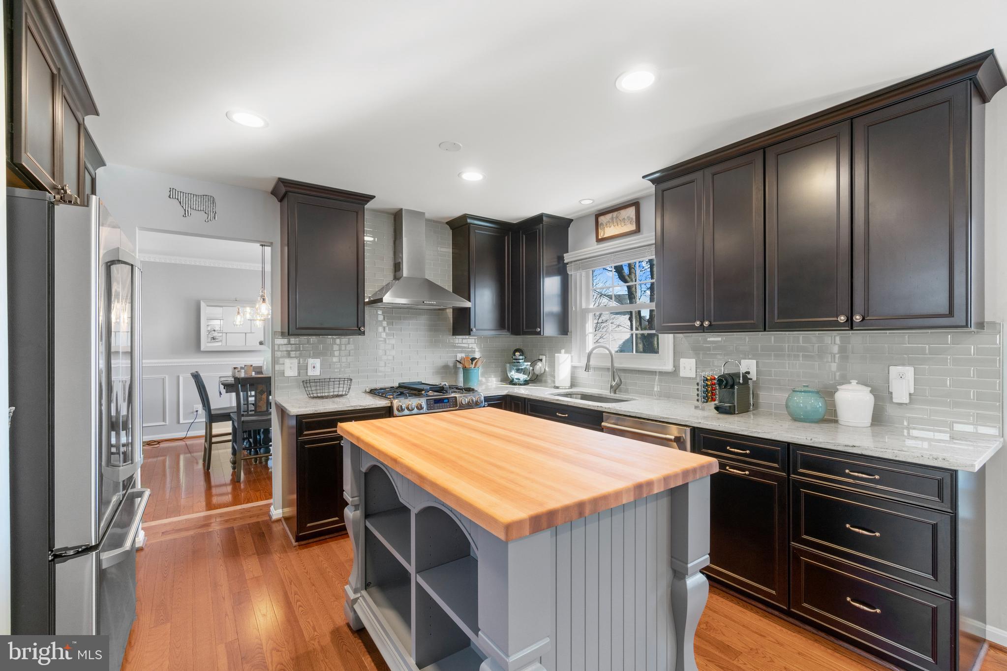 ASHBURN VILLAGE - Residential