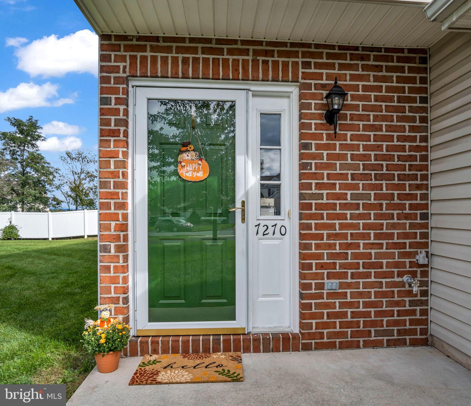 CAPITAL RIDGE - Residential