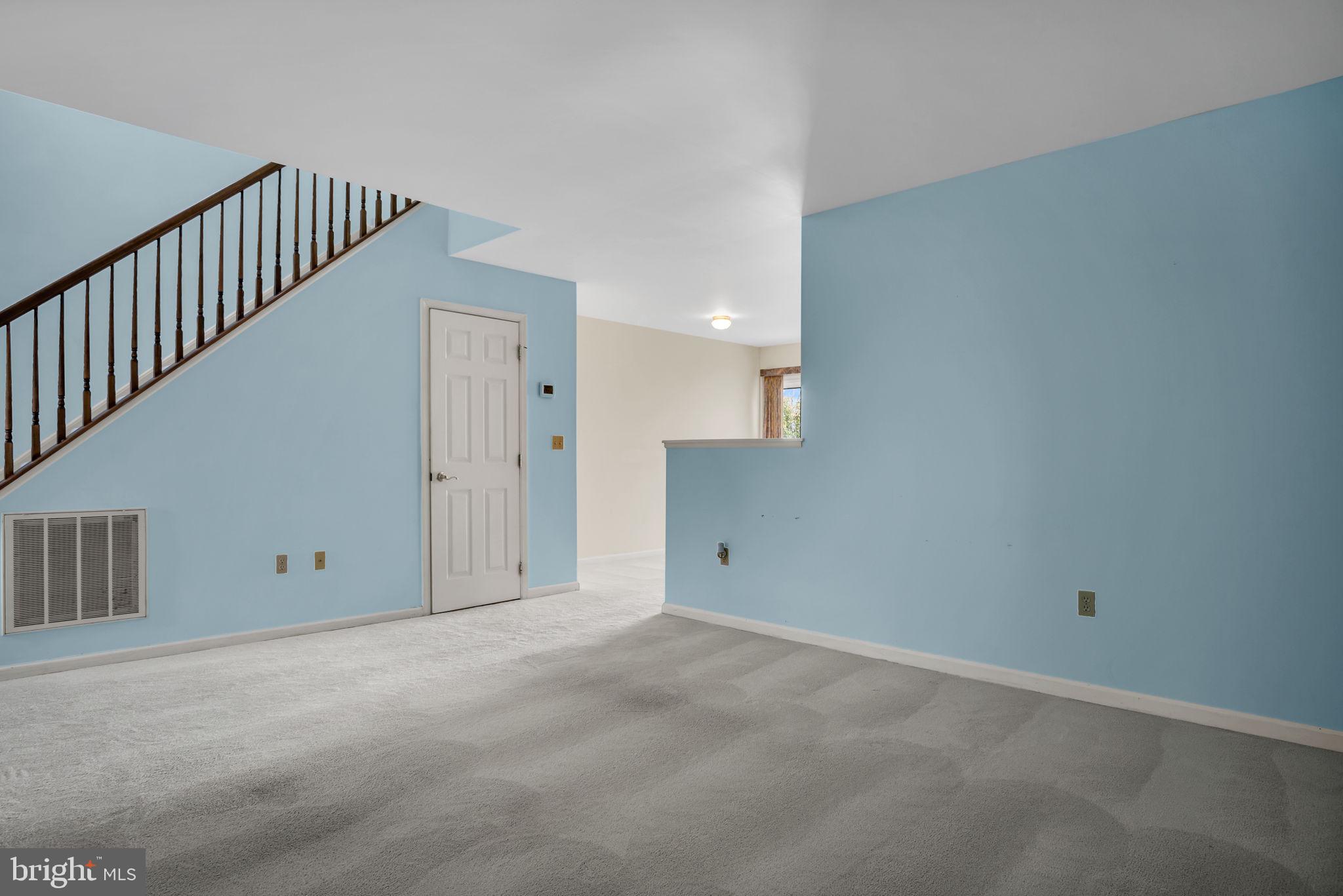 CAPITAL RIDGE - Residential