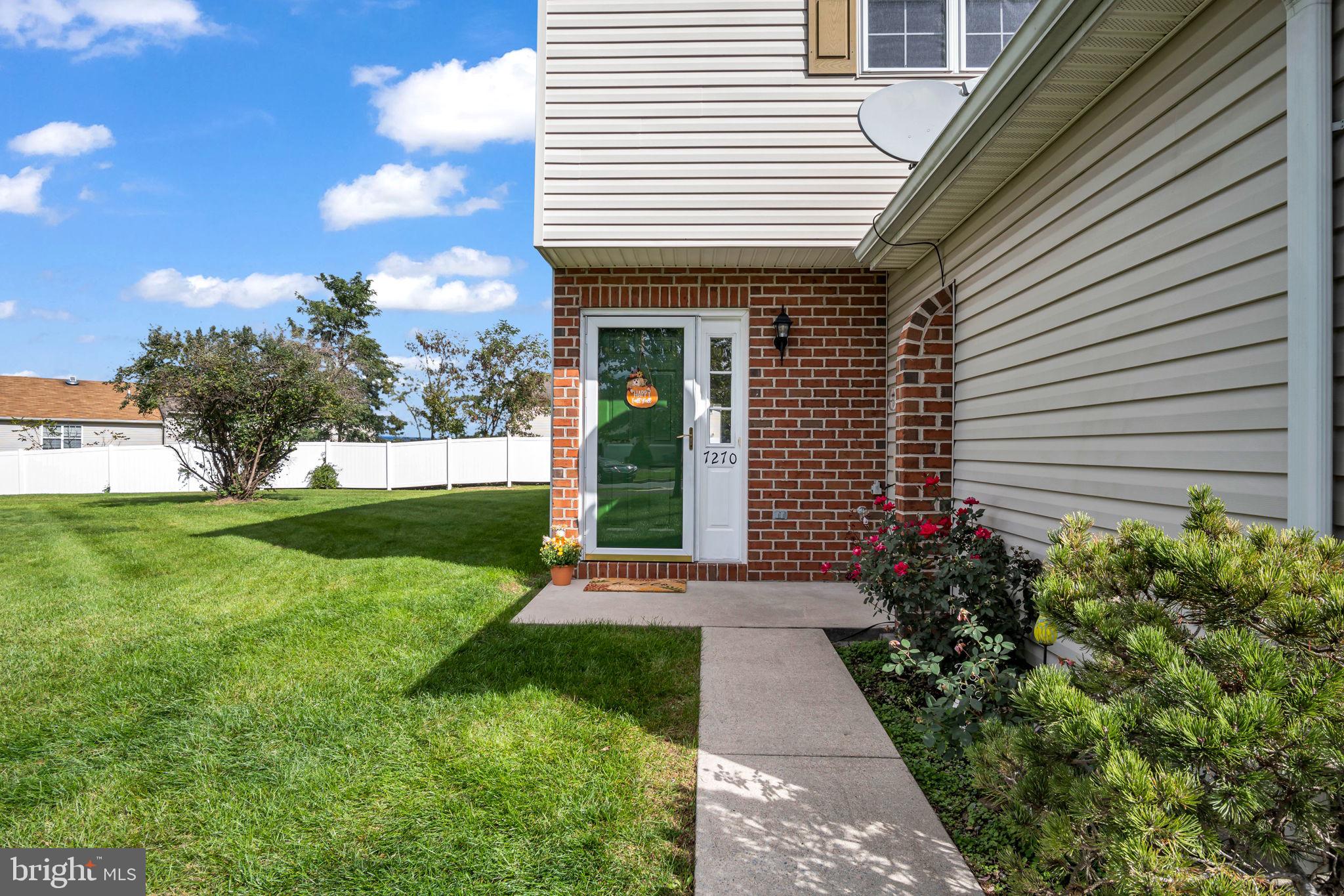 CAPITAL RIDGE - Residential