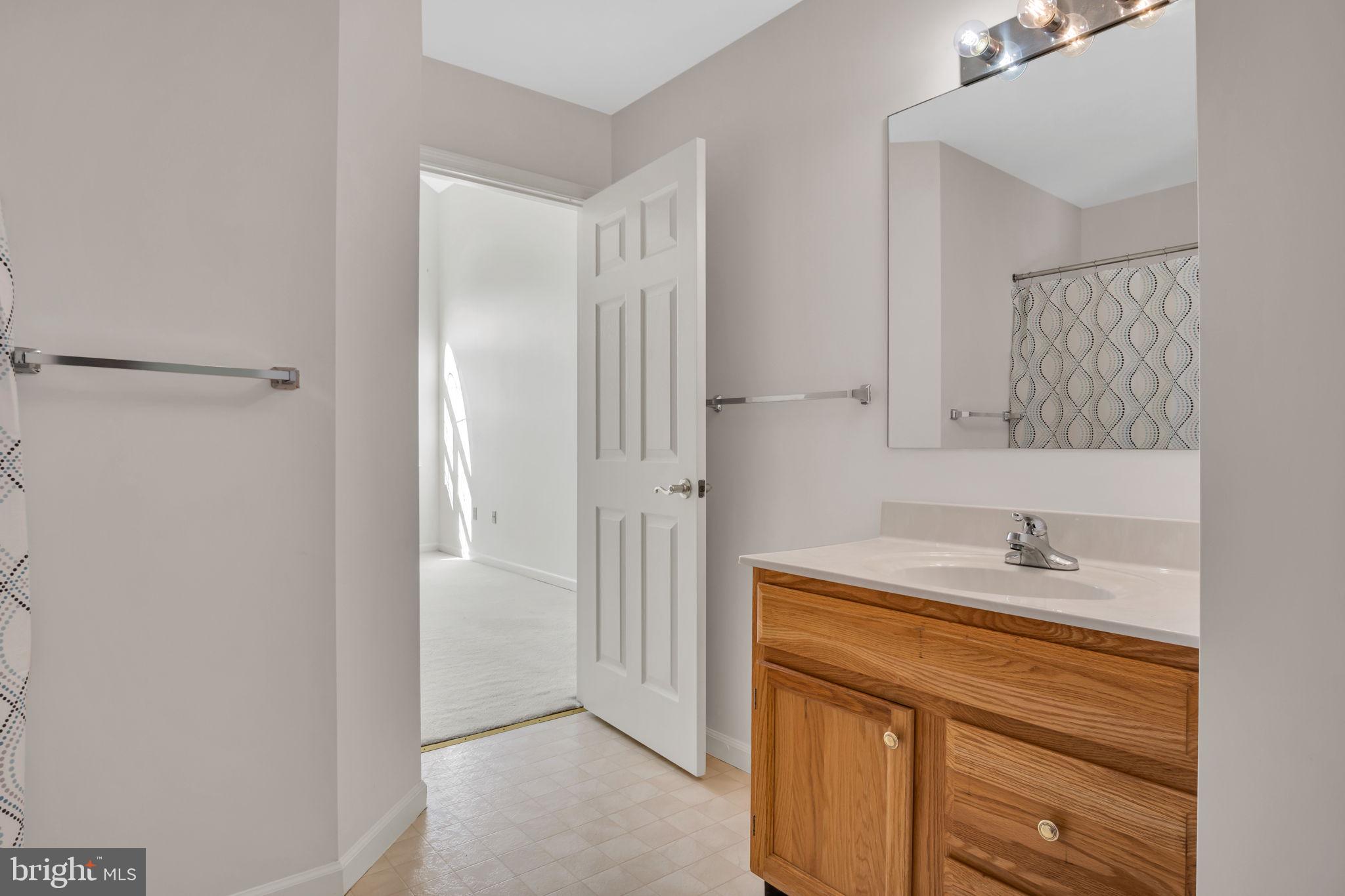 CAPITAL RIDGE - Residential