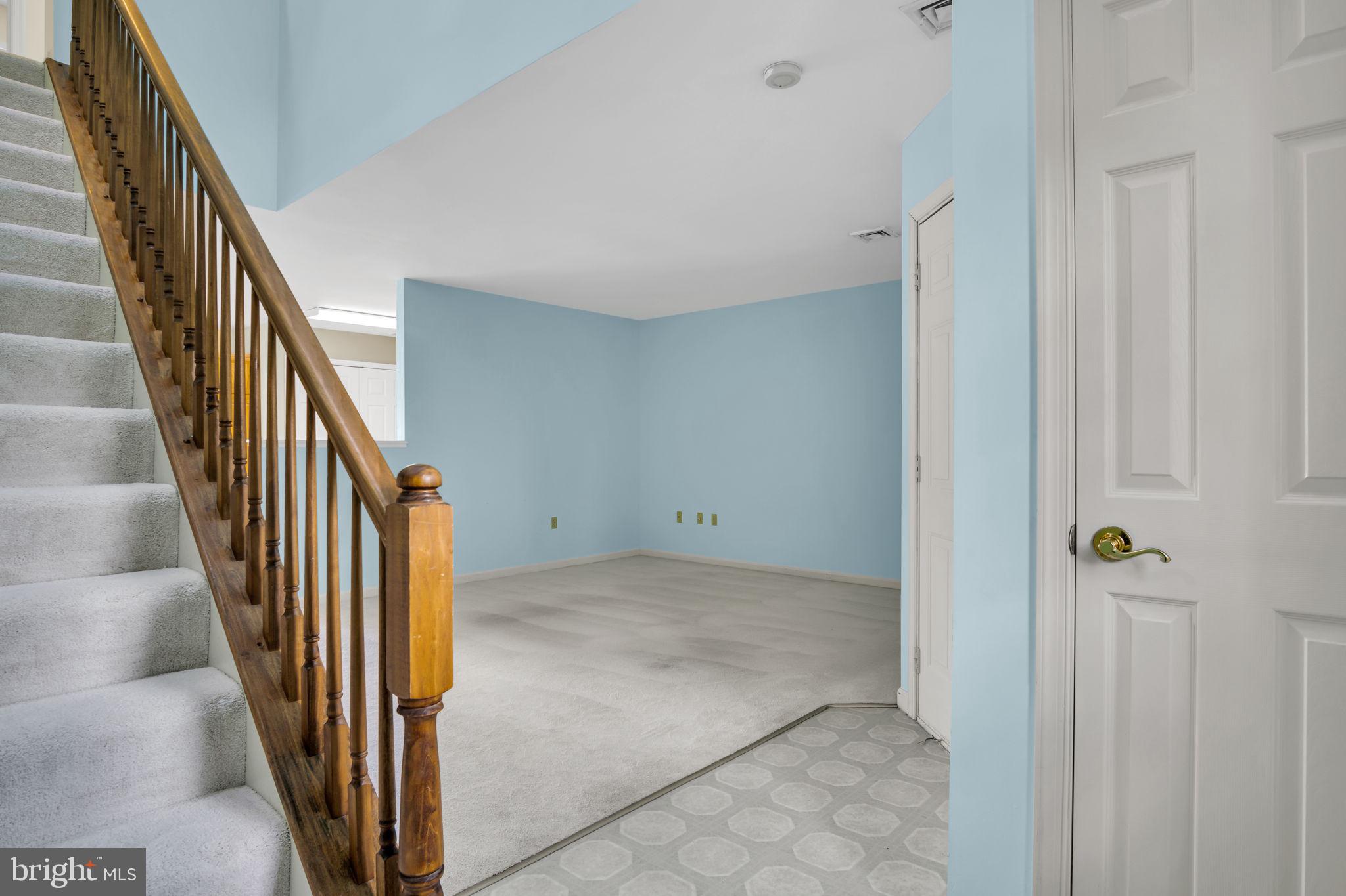 CAPITAL RIDGE - Residential