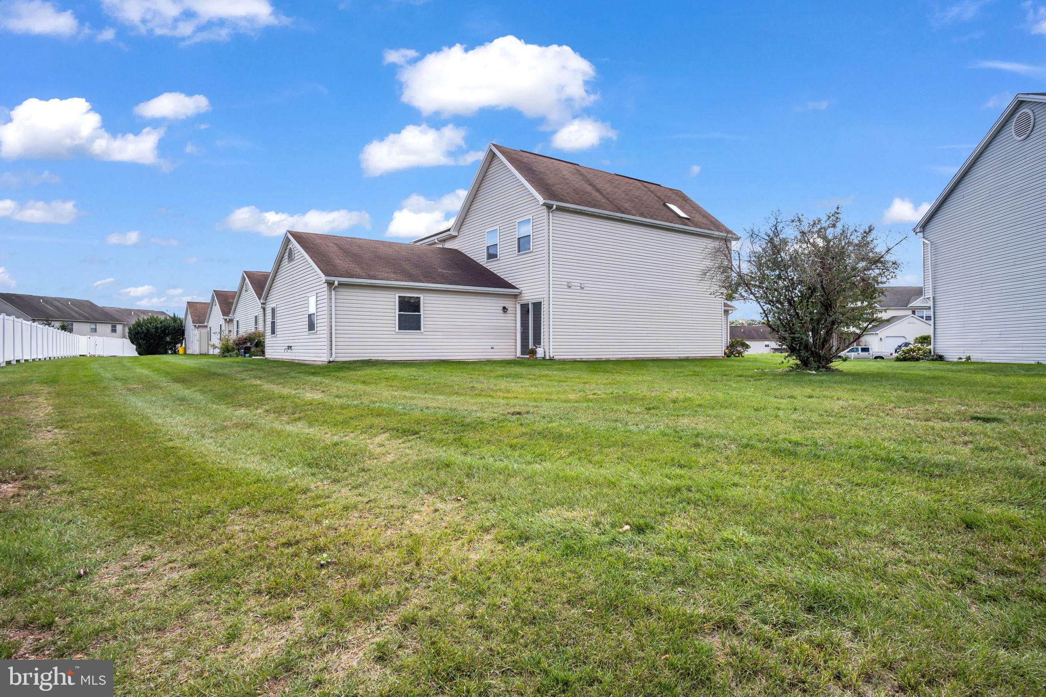 CAPITAL RIDGE - Residential