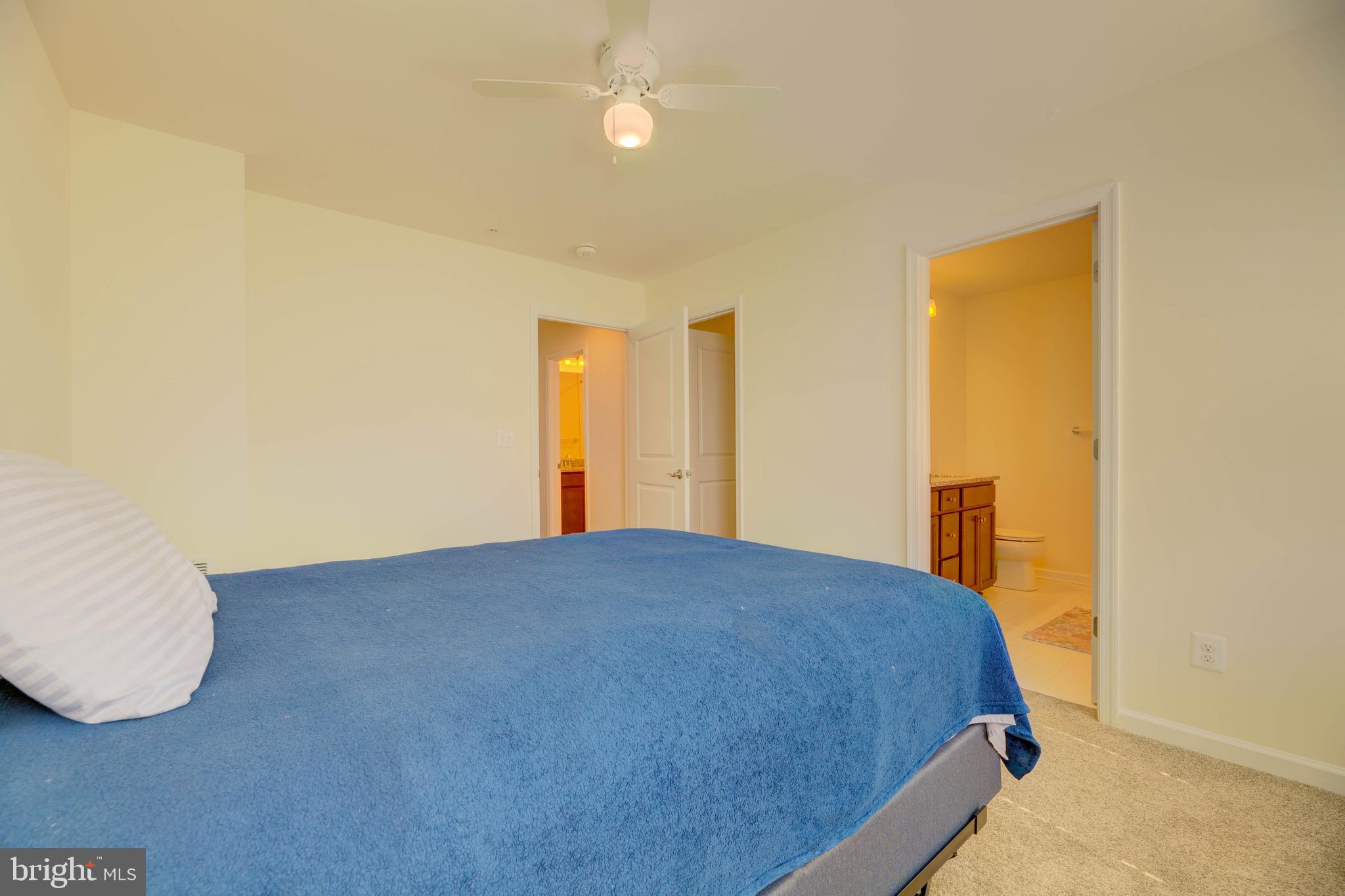 DEEP HARBOUR - Residential