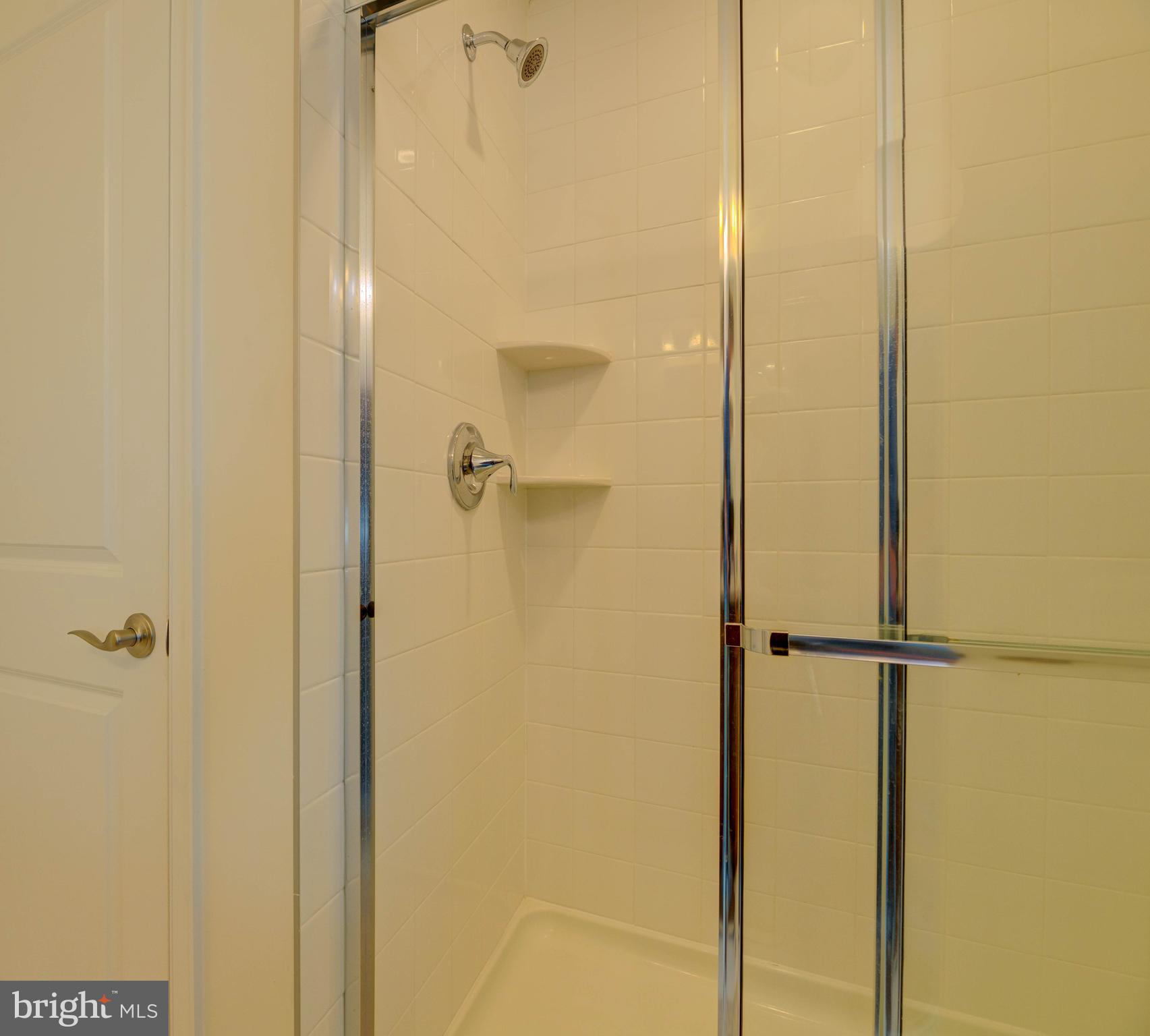 DEEP HARBOUR - Residential