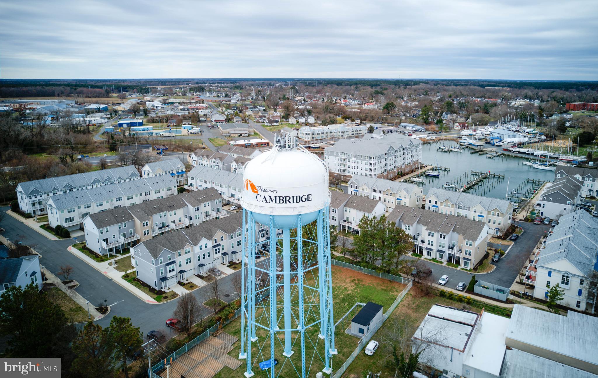 DEEP HARBOUR - Residential