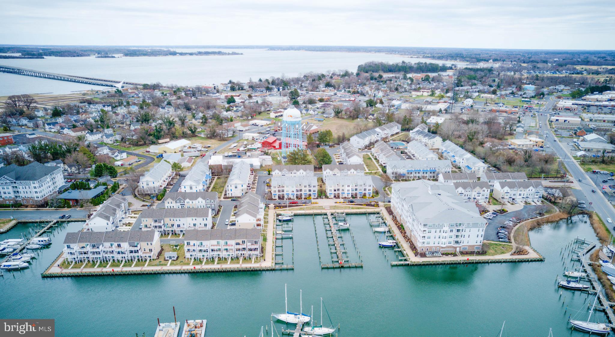 DEEP HARBOUR - Residential