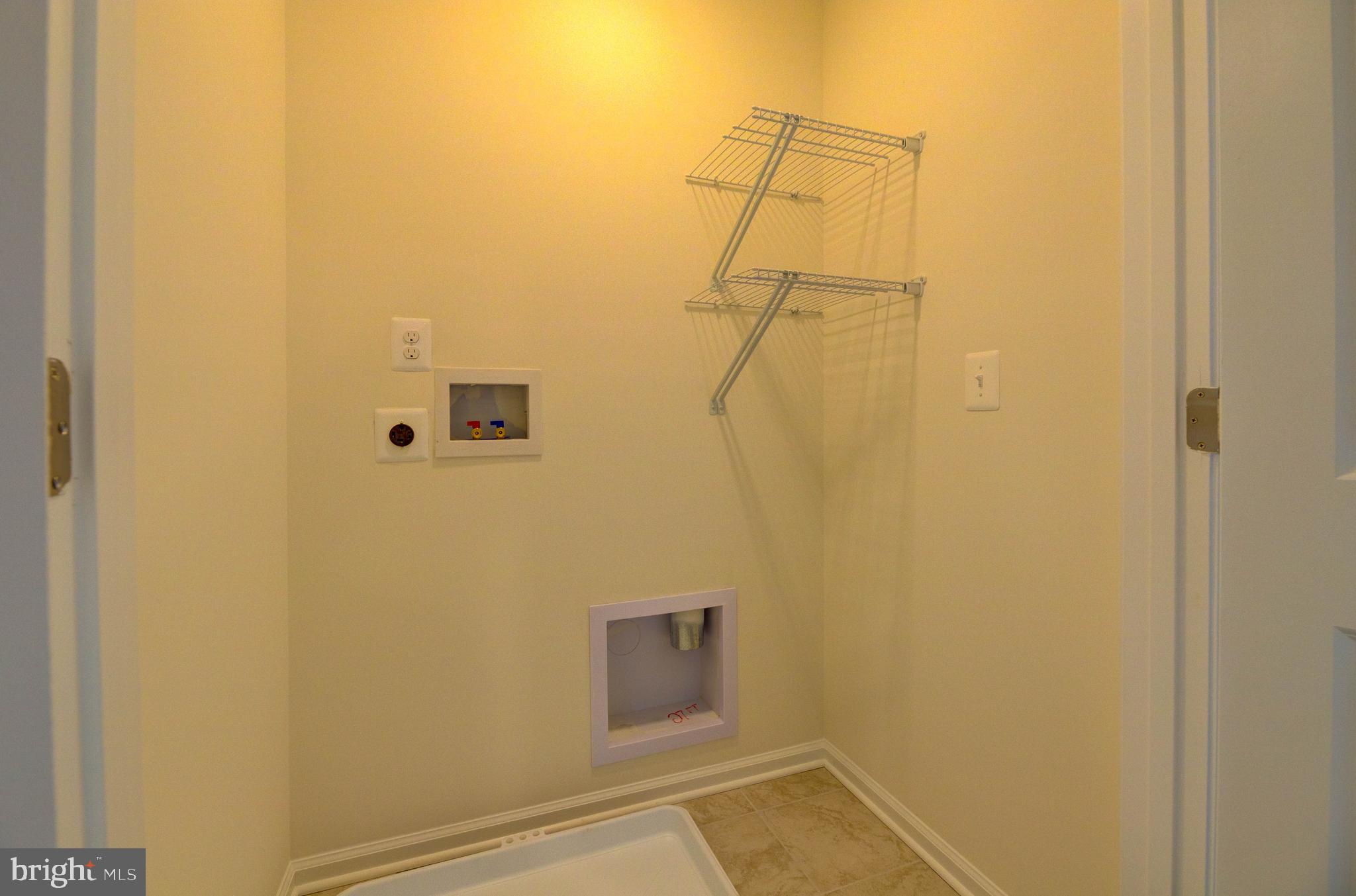 DEEP HARBOUR - Residential