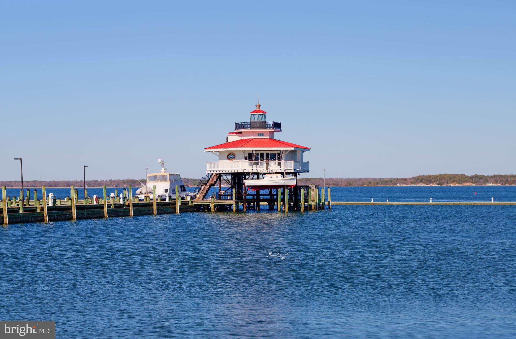 DEEP HARBOUR - Residential