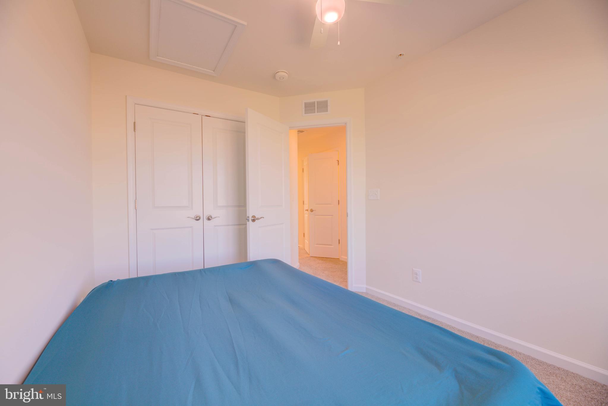 DEEP HARBOUR - Residential