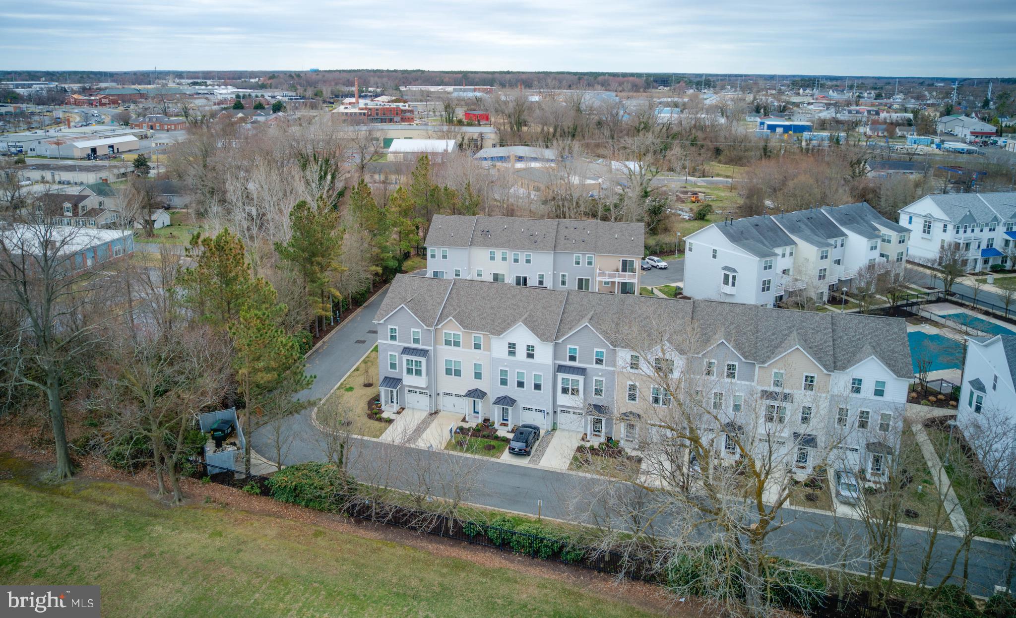 DEEP HARBOUR - Residential