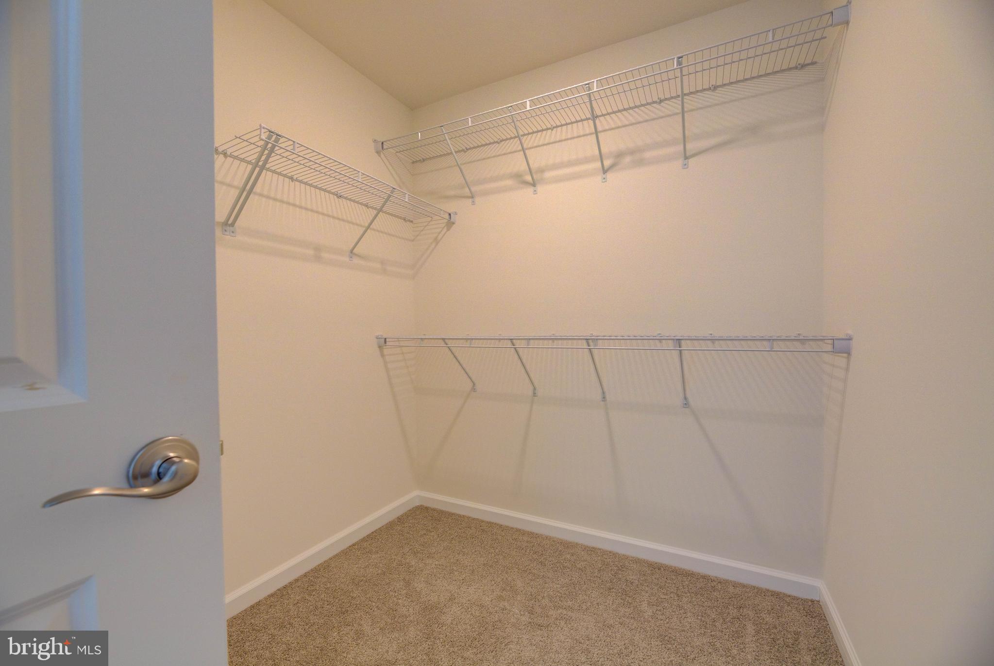 DEEP HARBOUR - Residential