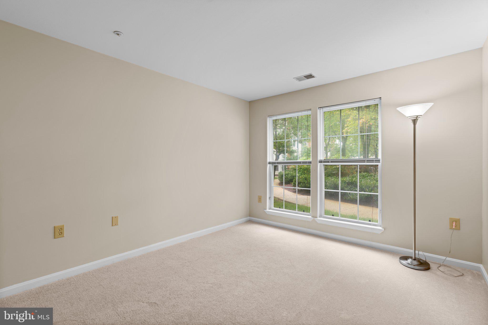 BRISTOL GREEN - Residential