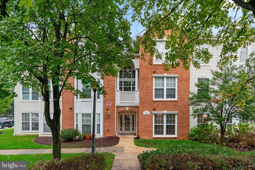 Beautiful Condo in Bristol Green. 1st Floor unit w/3 Bedrooms, 2 Baths. Well maintained and move-in ready! Unit backs to Courtyard.  Gas Fireplace, eat-in kitchen, new granite counter tops, all new cabinets, built-in microwave; separate dining room. En-Suite bathroom with primary bedroom.  Both bathrooms newly updated; Entire unit has been freshly painted with all new carpeting throughout w/new flooring in kitchen and both bathrooms.  Separate Laundry room in unit w/washer and dryer.  Unit comes with detached 1-car garage just steps away  plus plenty of unassigned parking.  Convenient to great shopping as well as I-95, Rt. 1, U.S. Rt. 29 etc.  Short drive to Ft. Meade.  This is a Great Find!  Will not last long.