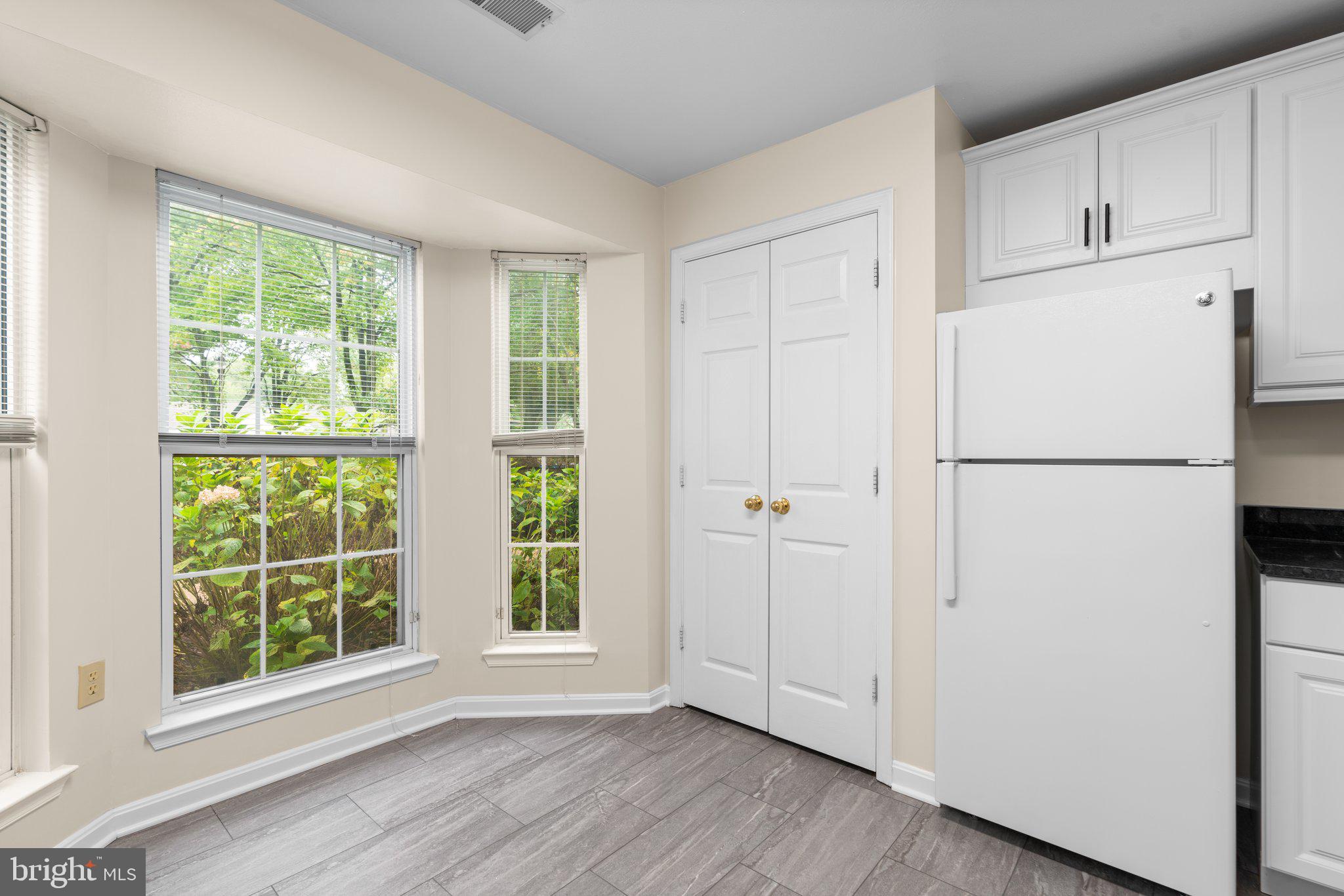 BRISTOL GREEN - Residential