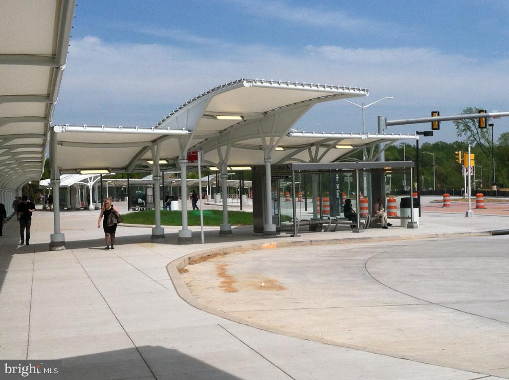 LOFTS AT METROWEST - Residential Lease