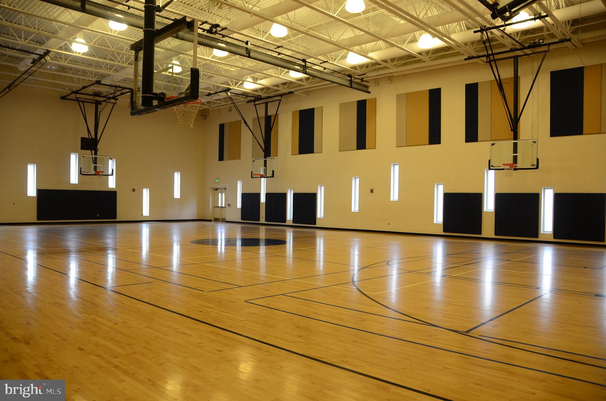 LOFTS AT METROWEST - Residential Lease