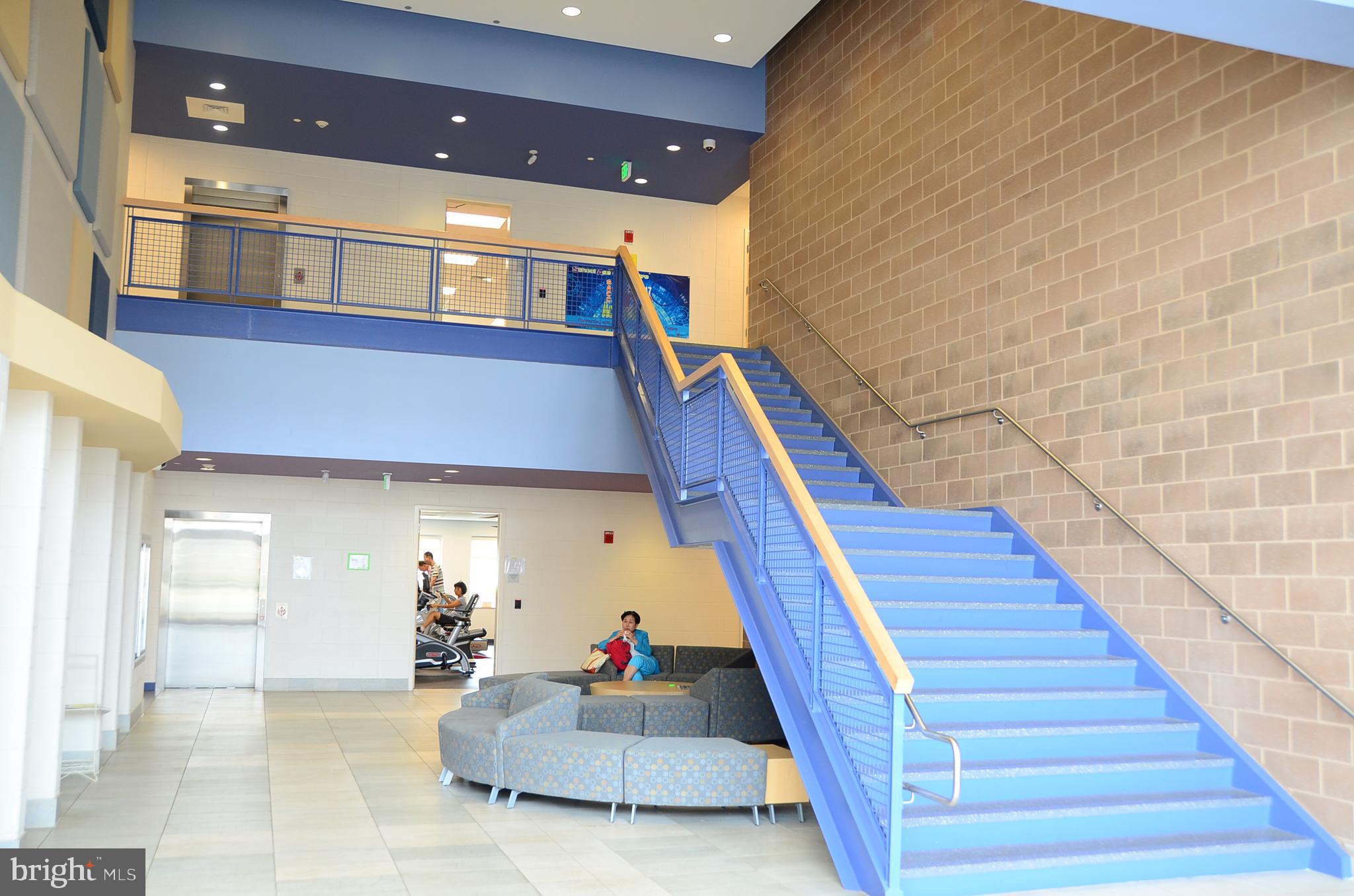 LOFTS AT METROWEST - Residential Lease