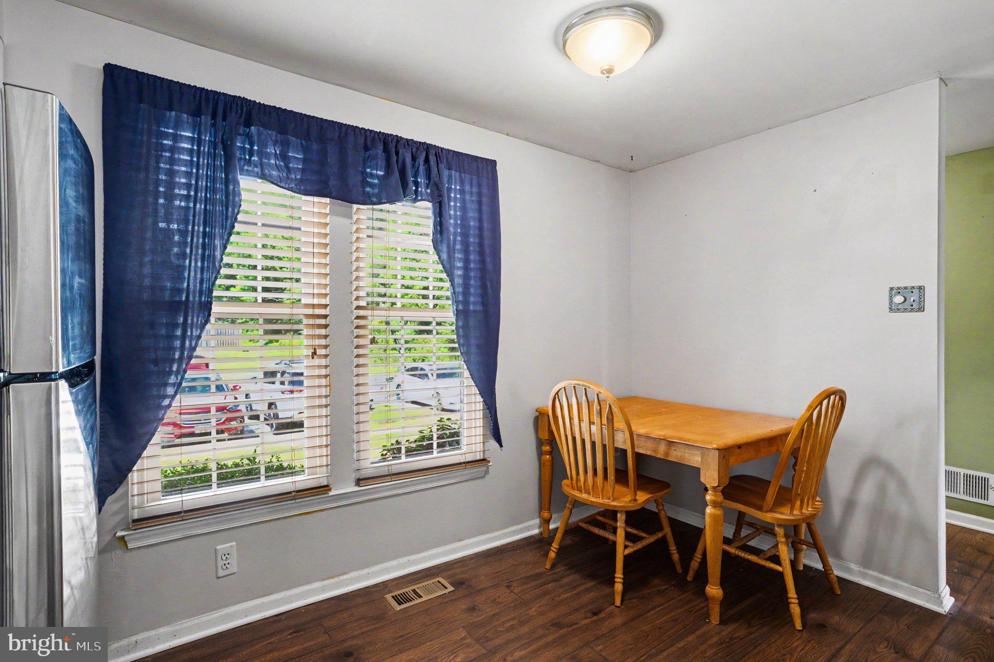 953 GAINSBOROUGH COURT 953