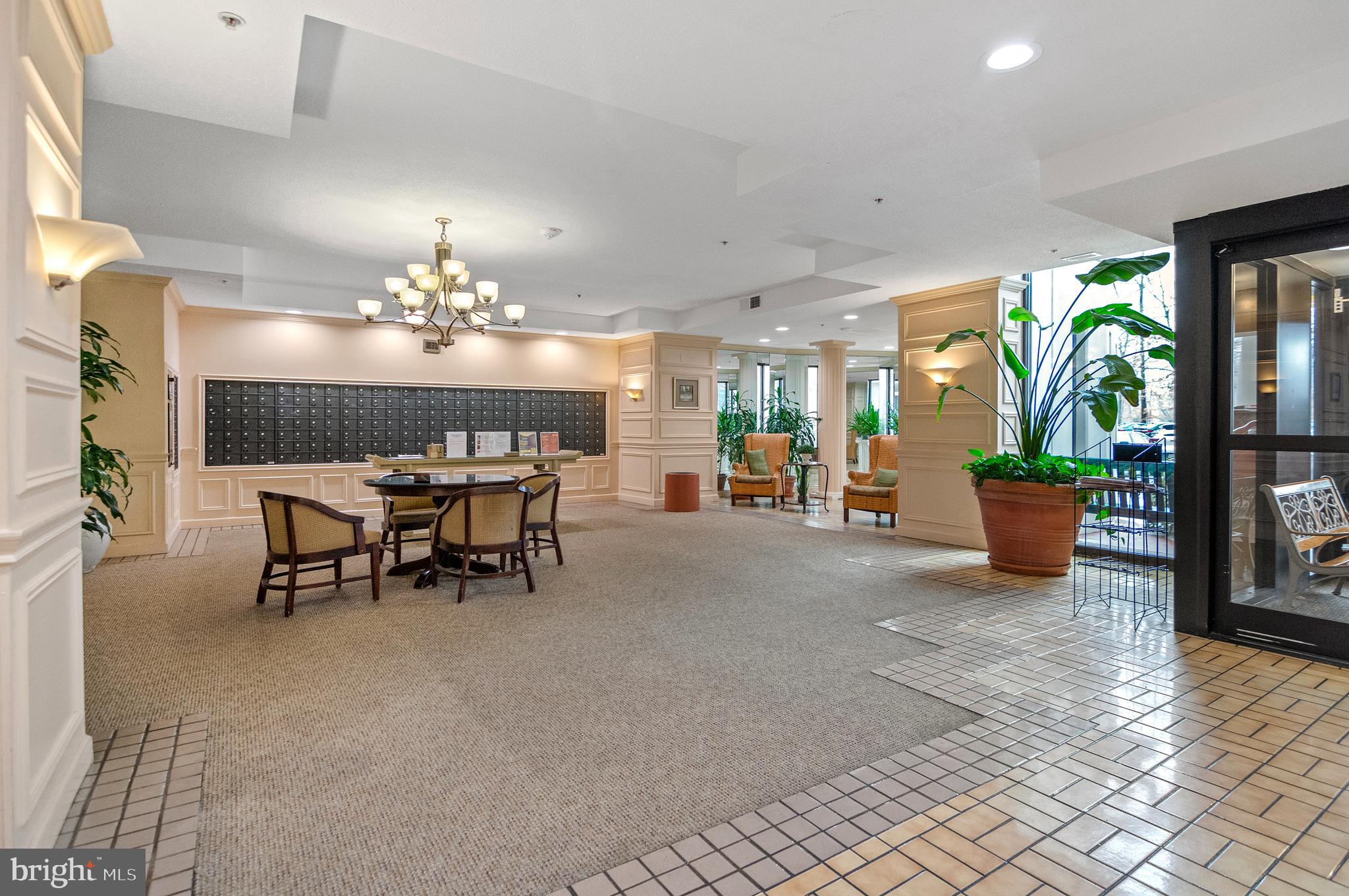 GREENS AT LEISURE WORLD - Residential