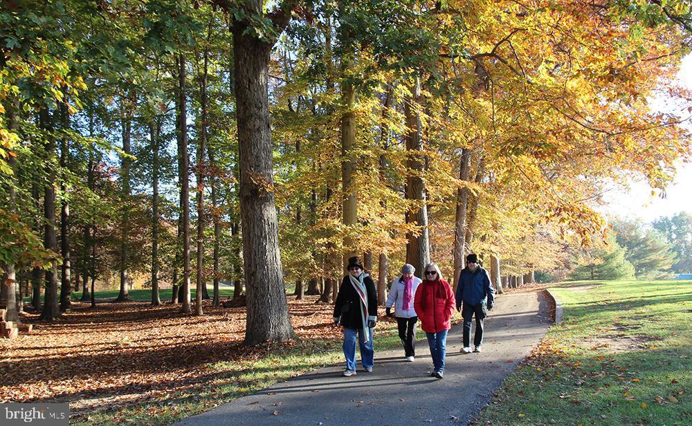 GREENS AT LEISURE WORLD - Residential