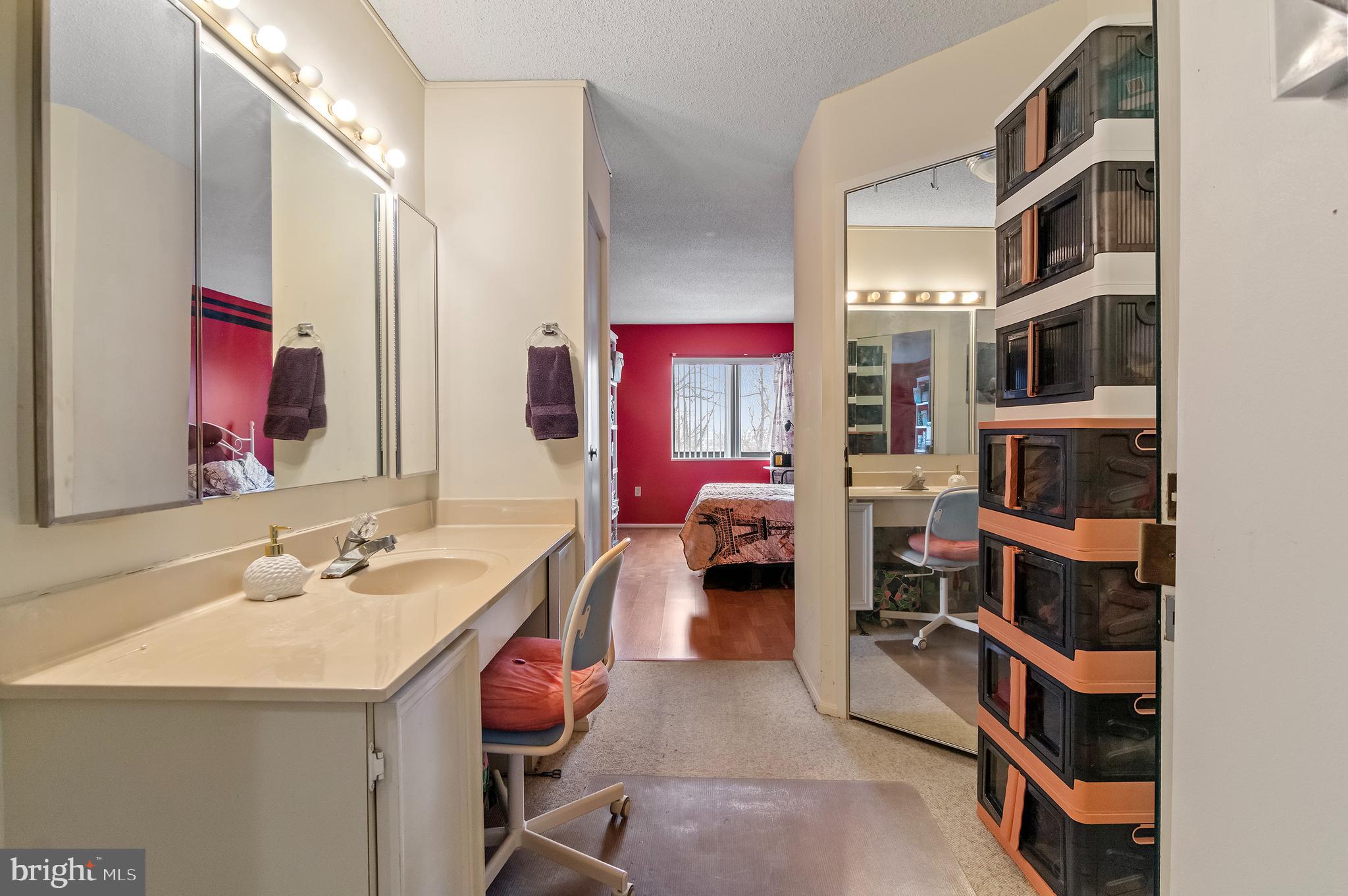 GREENS AT LEISURE WORLD - Residential