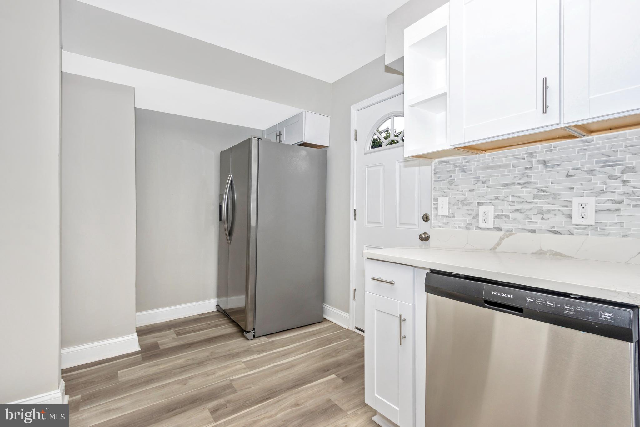 DUPONT VILLAGE - Residential