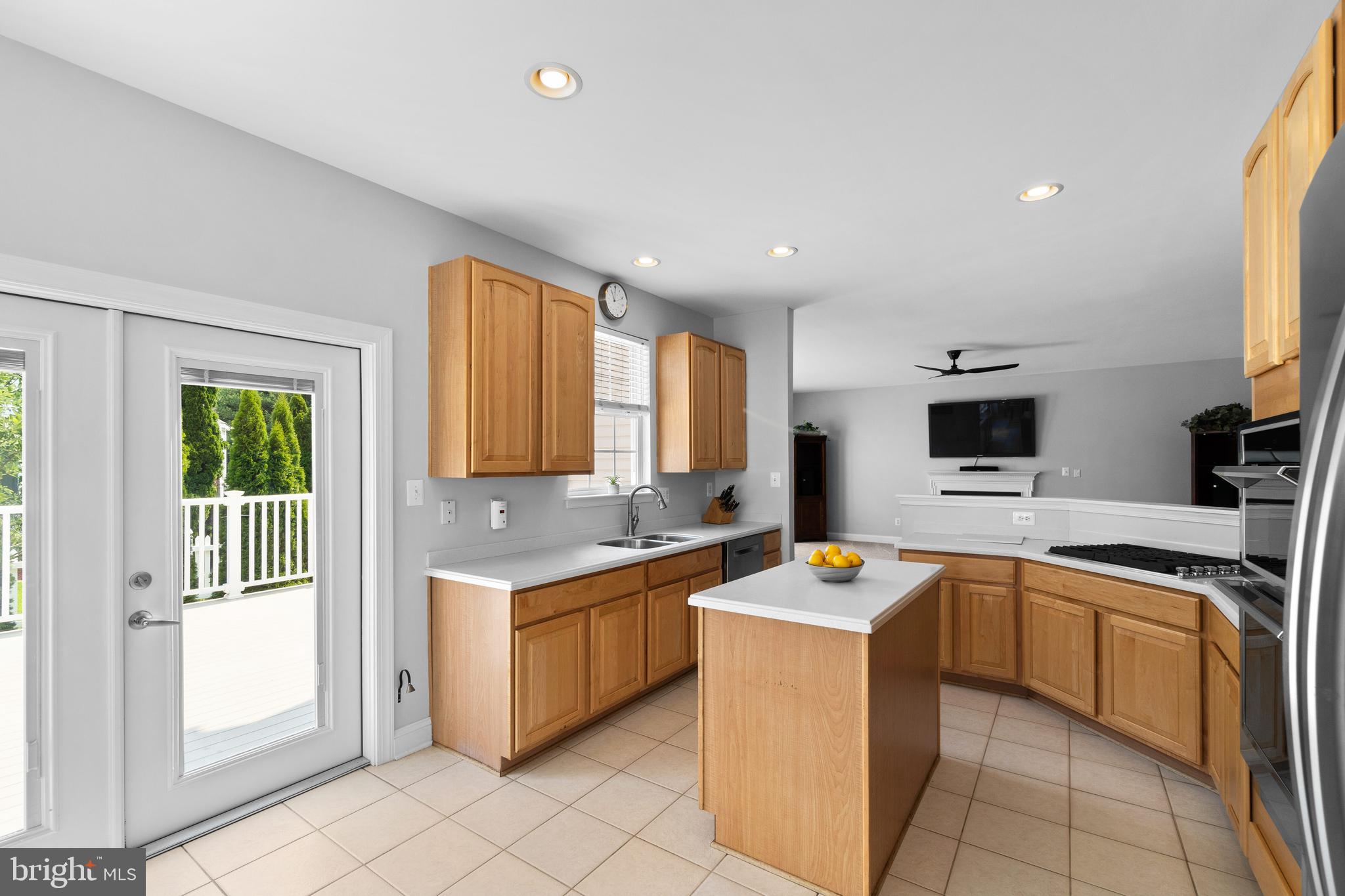 CROFTON FARMS - Residential