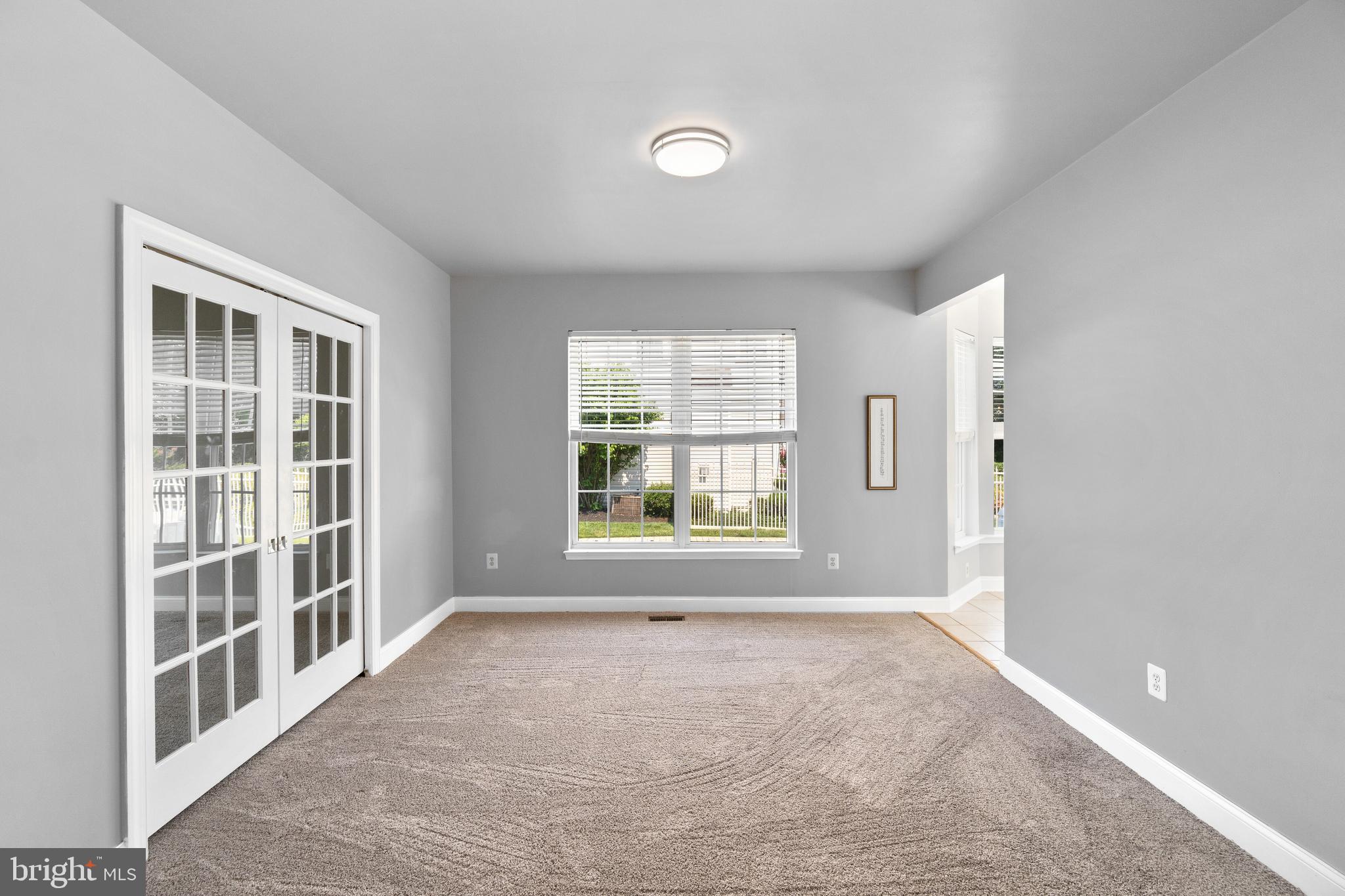 CROFTON FARMS - Residential