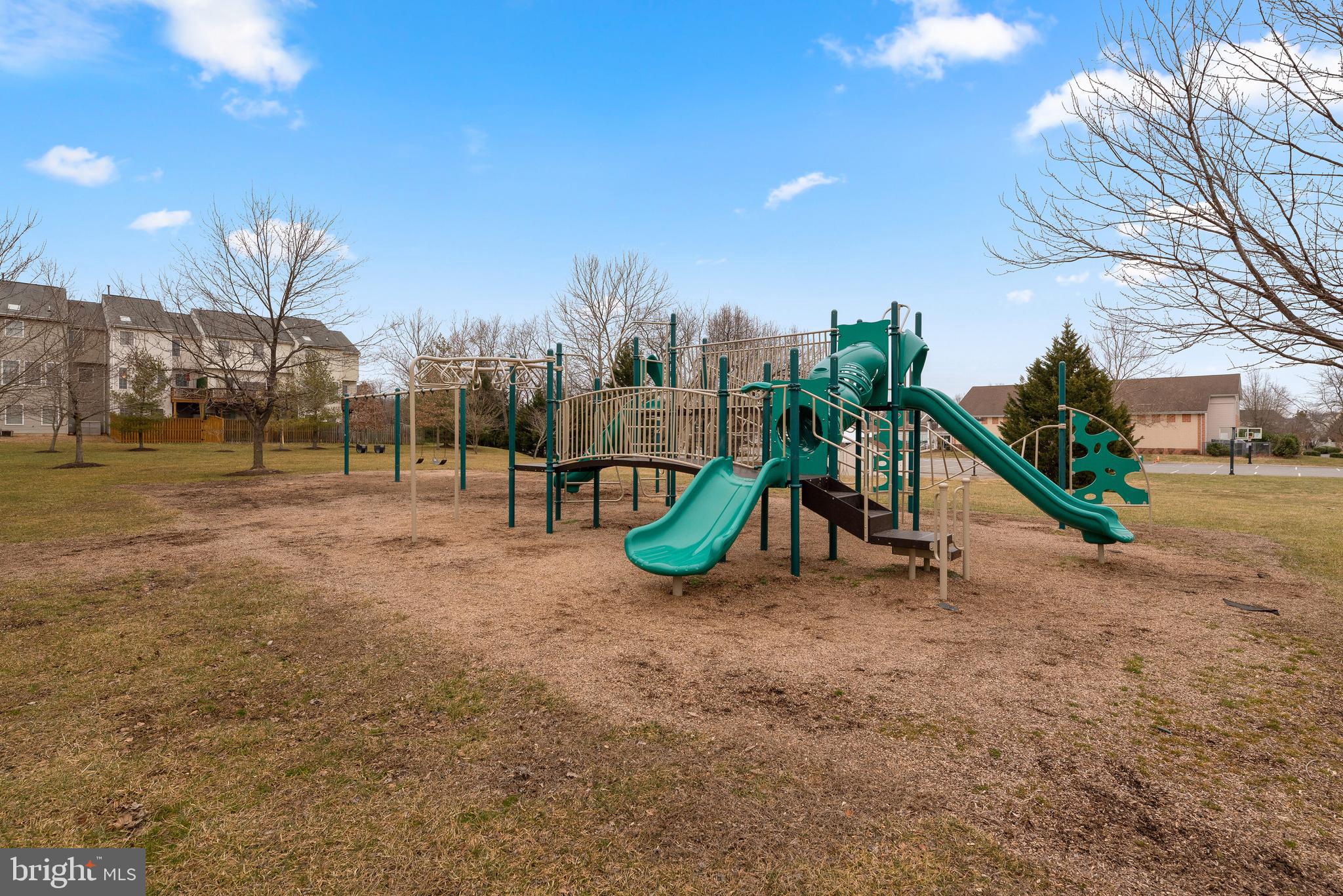 CROFTON FARMS - Residential