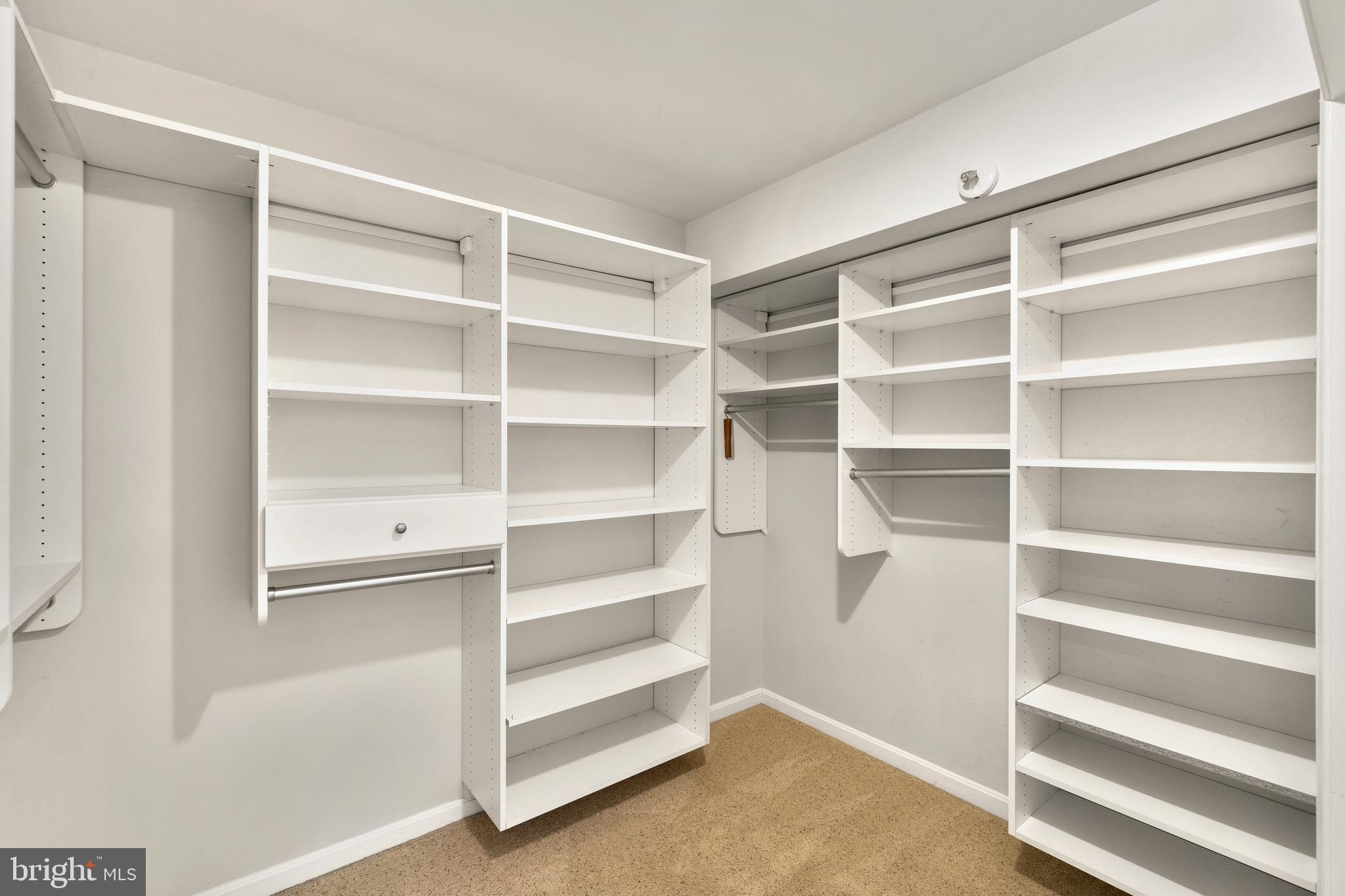 CROFTON FARMS - Residential