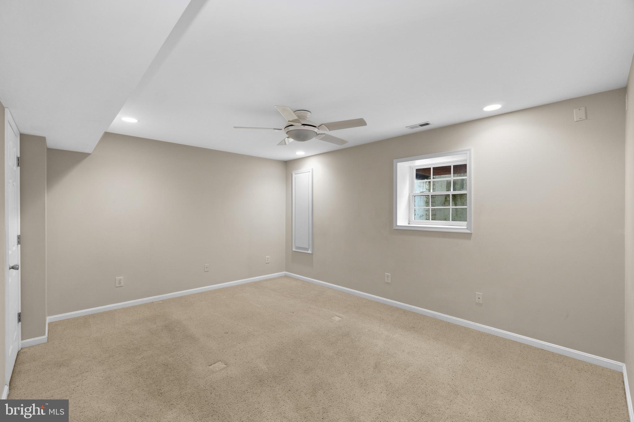 CROFTON FARMS - Residential