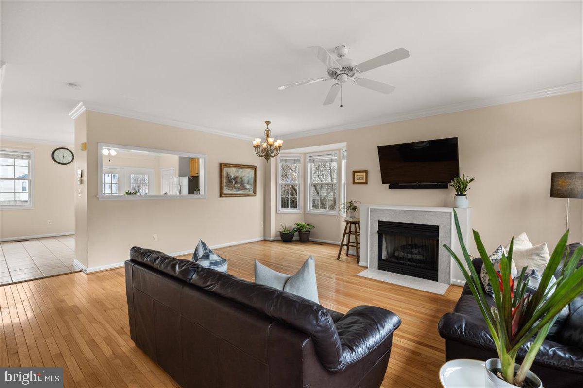 THE MEWS AT MENLOUGH - Residential