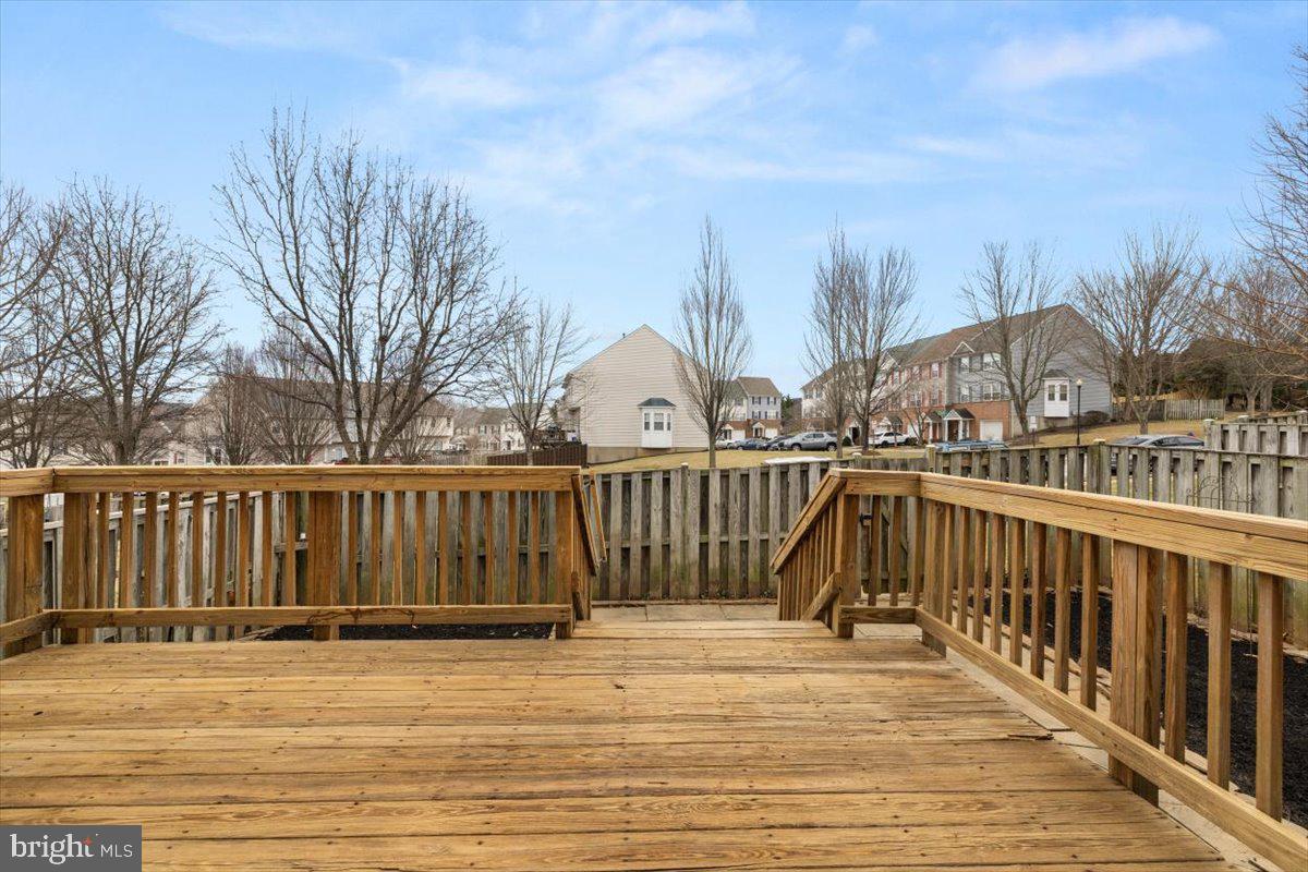 THE MEWS AT MENLOUGH - Residential