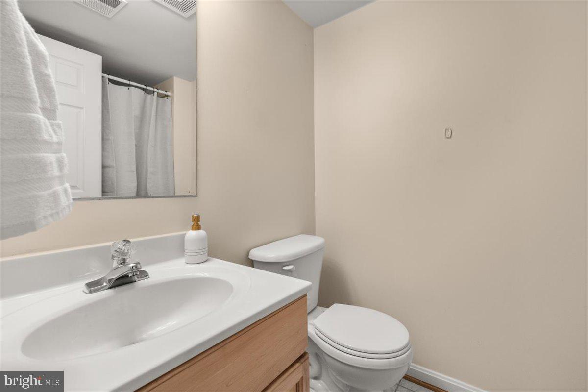 THE MEWS AT MENLOUGH - Residential