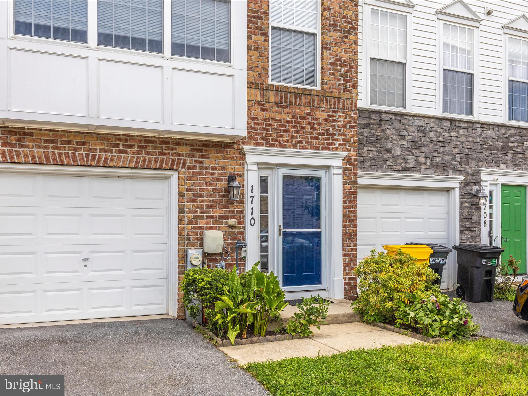 1710 JENNIFER MEADOWS COURT