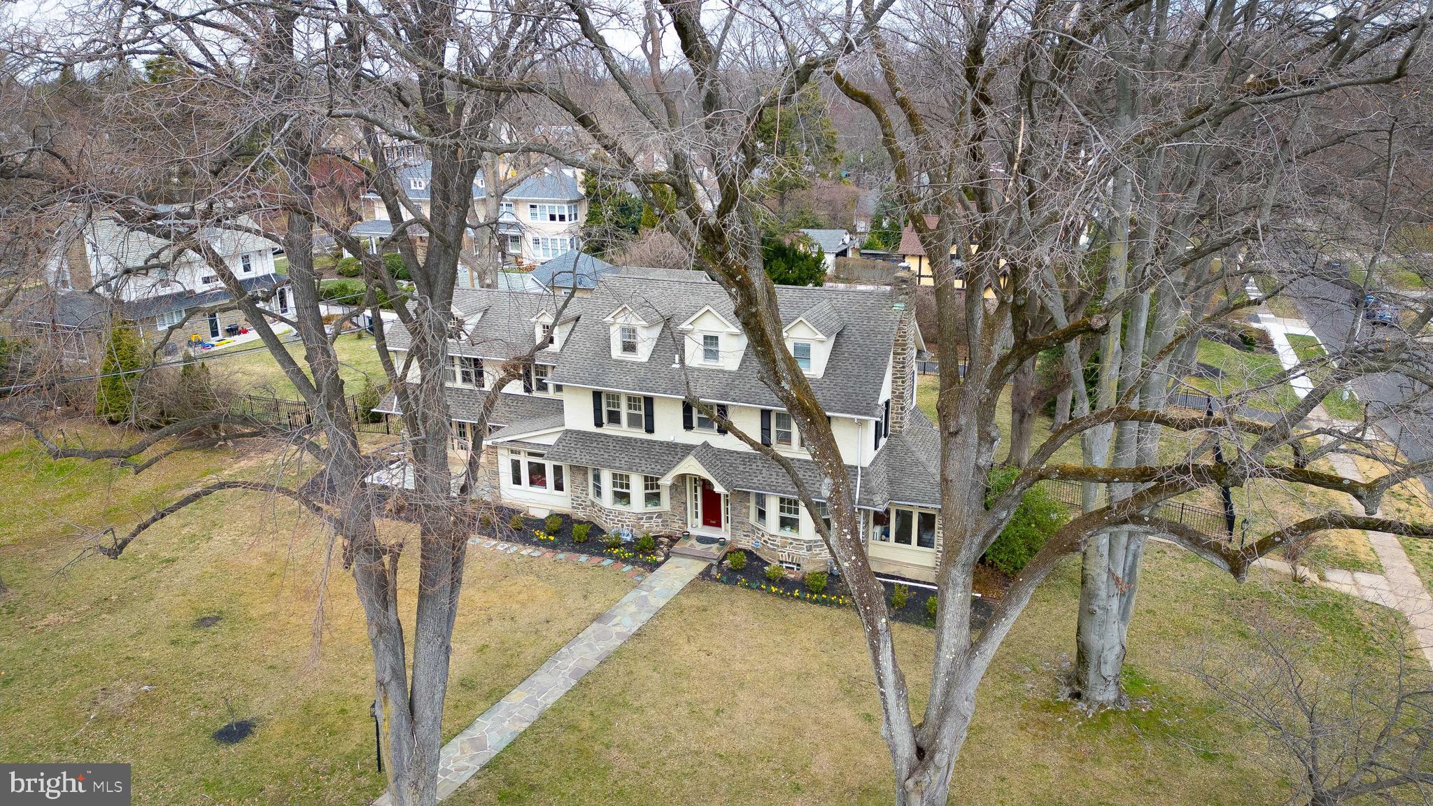 JENKINTOWN MANOR - Residential