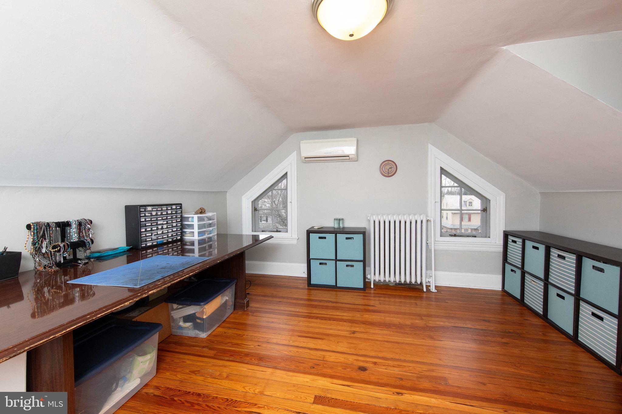 JENKINTOWN MANOR - Residential