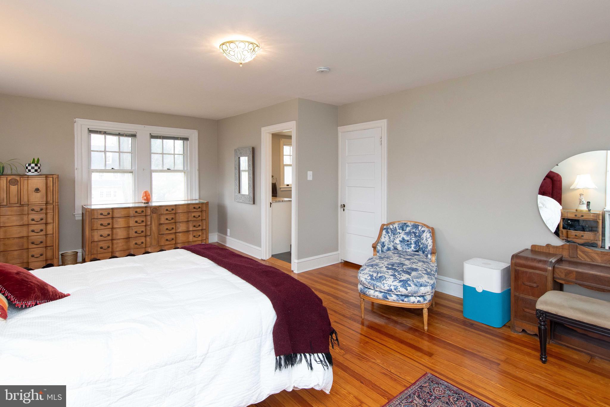 JENKINTOWN MANOR - Residential