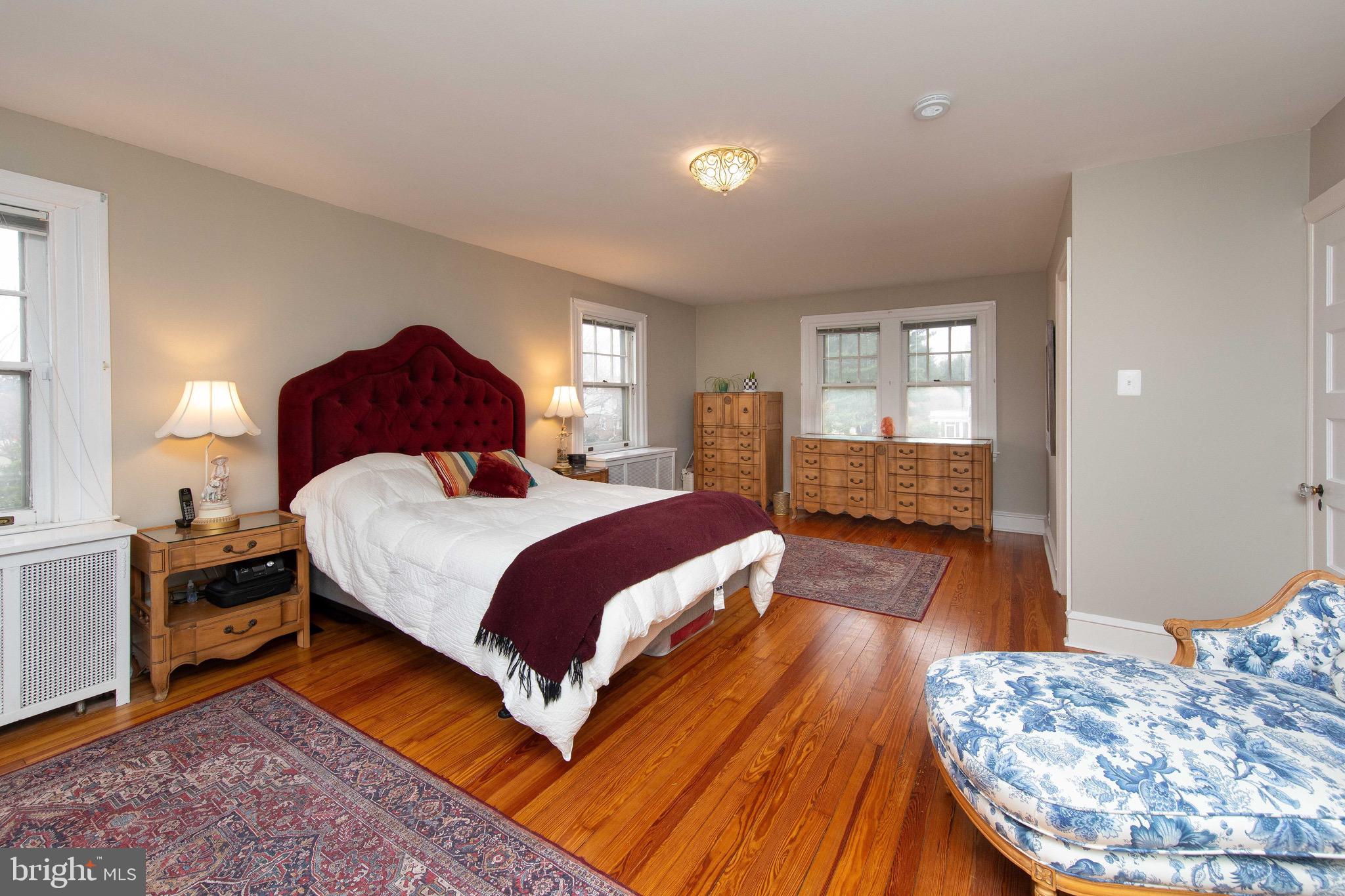 JENKINTOWN MANOR - Residential