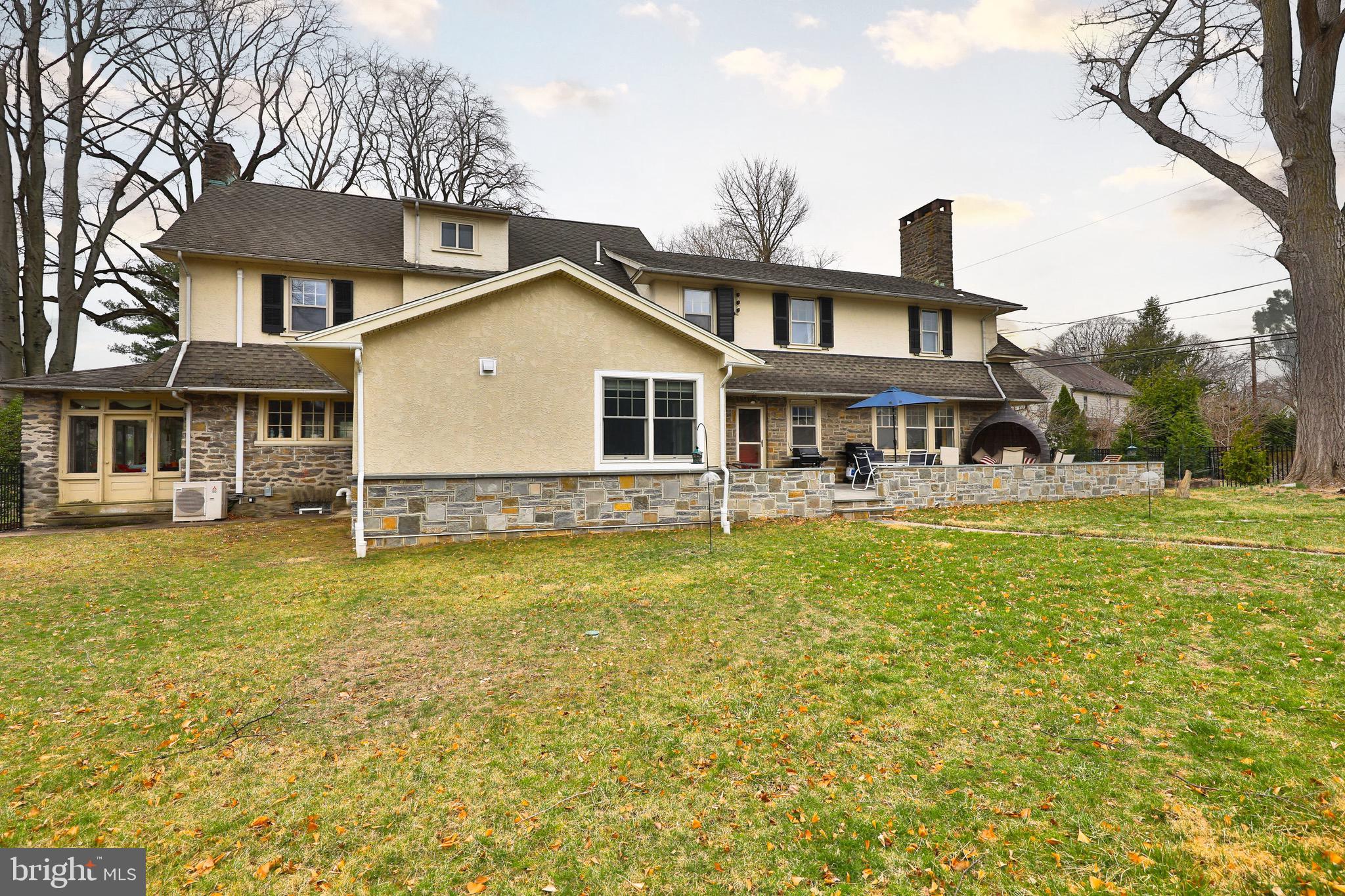 JENKINTOWN MANOR - Residential