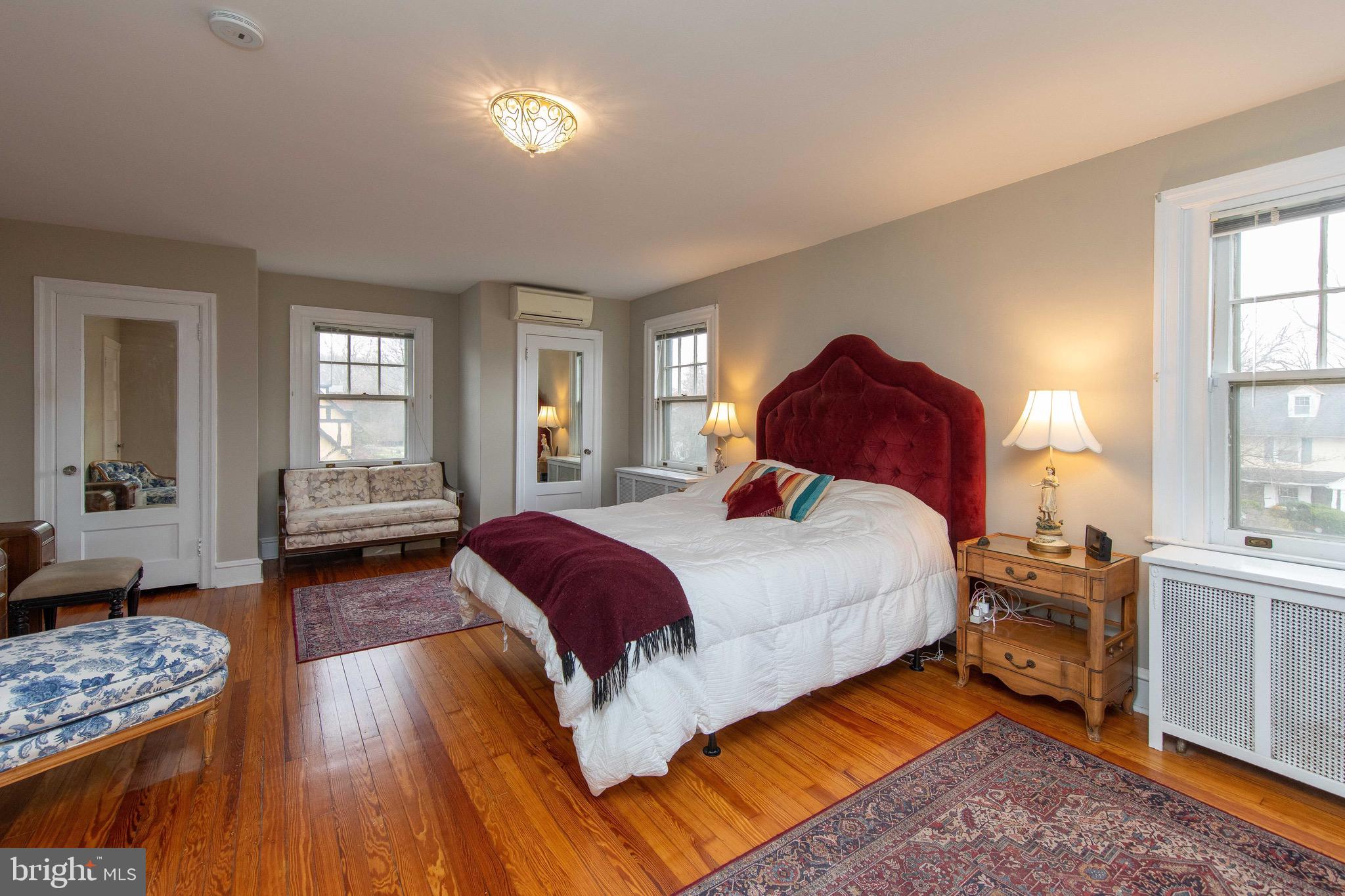 JENKINTOWN MANOR - Residential