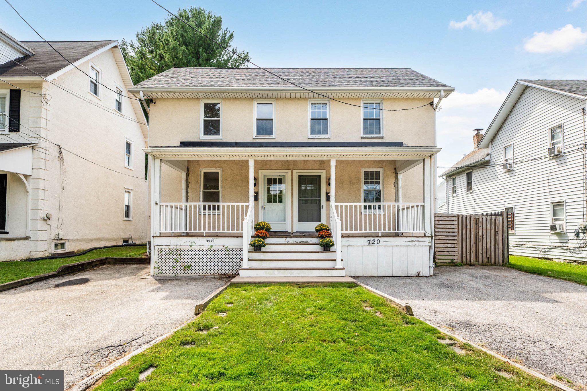 718 E RAILROAD AVENUE